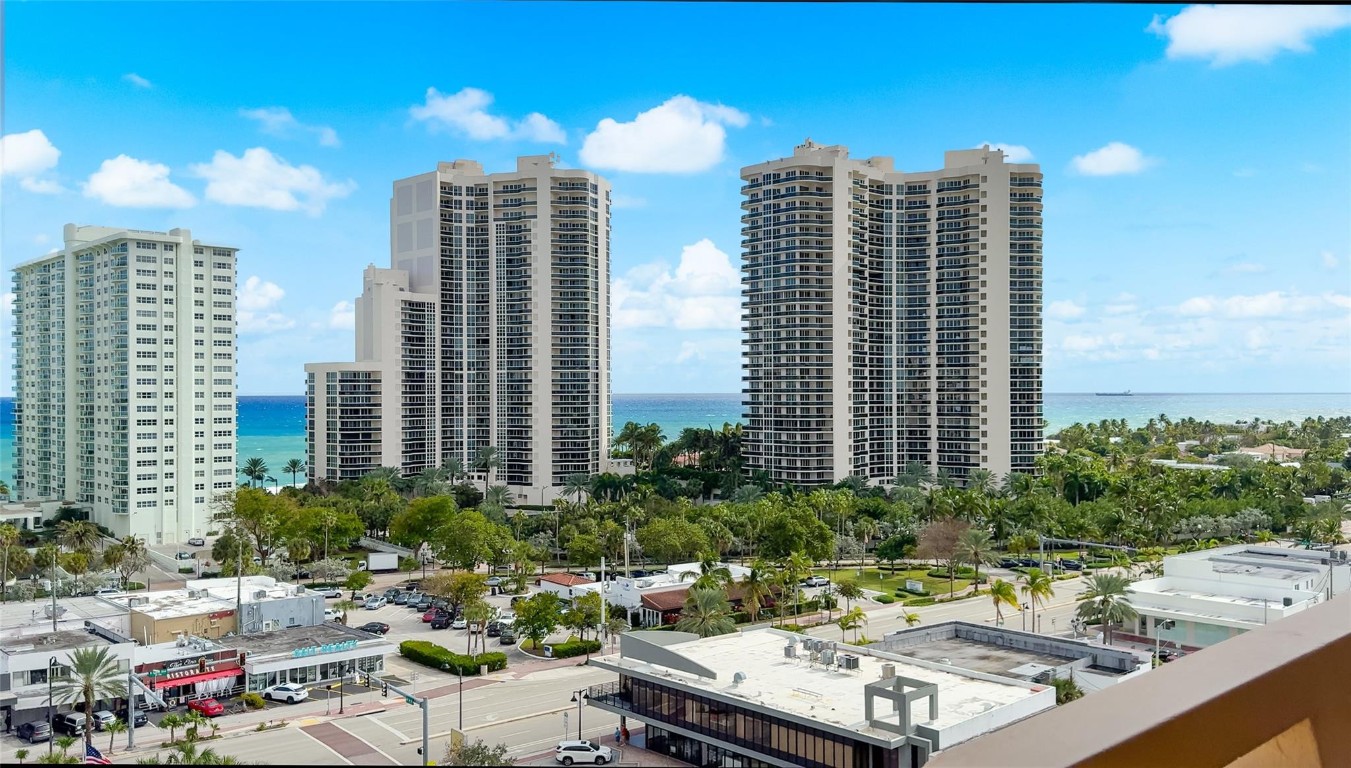 3333 NE 34th St 1214