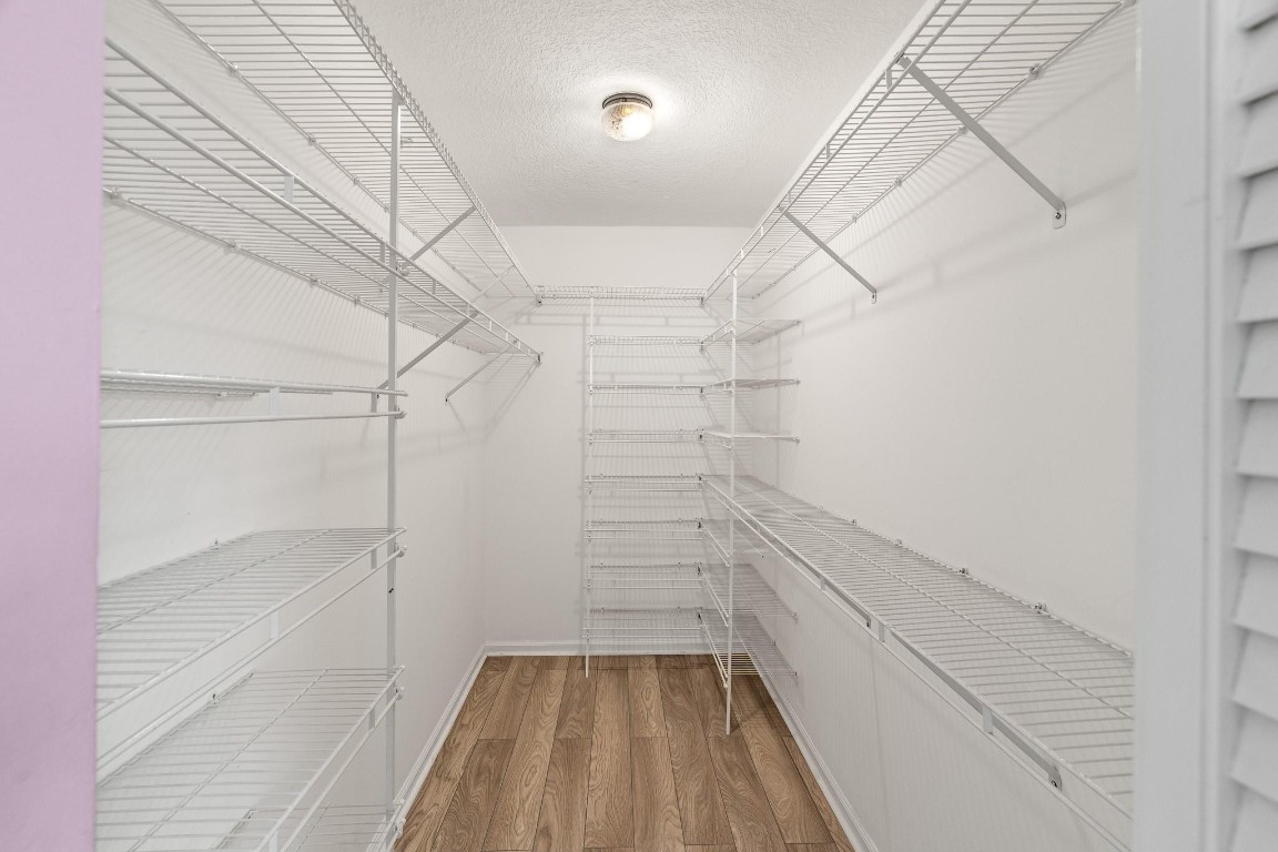 1505 N Riverside Dr 801