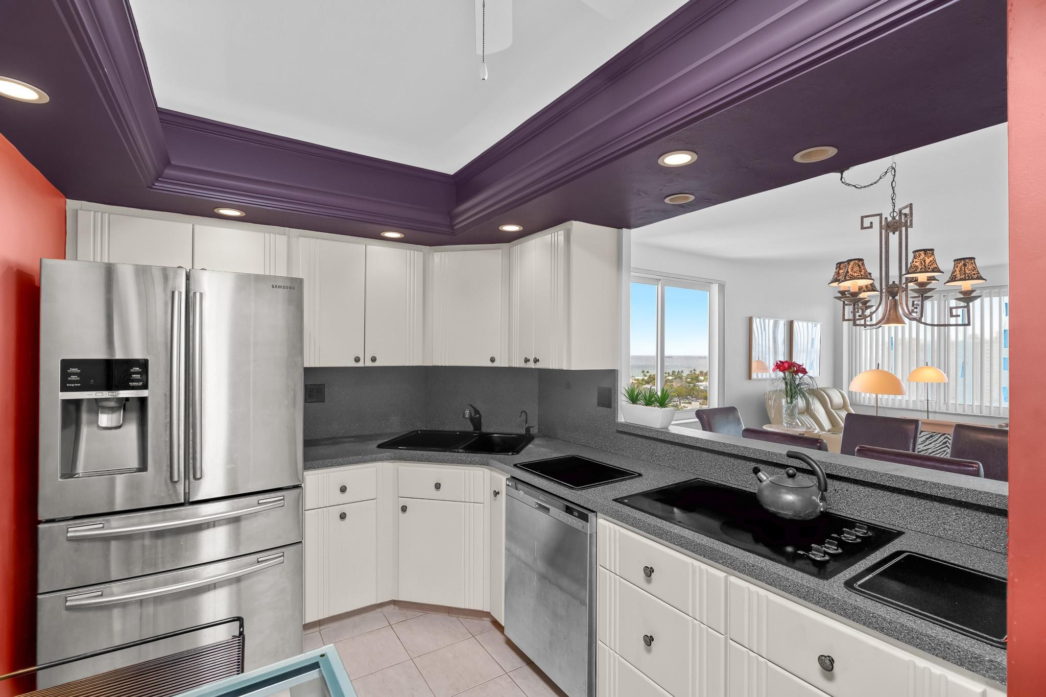 3233 NE 34th St 1609