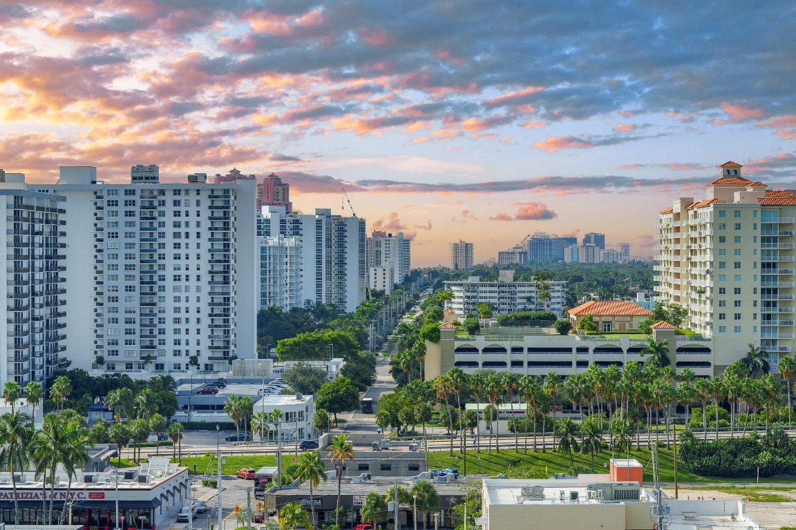 3233 NE 34th St 1609