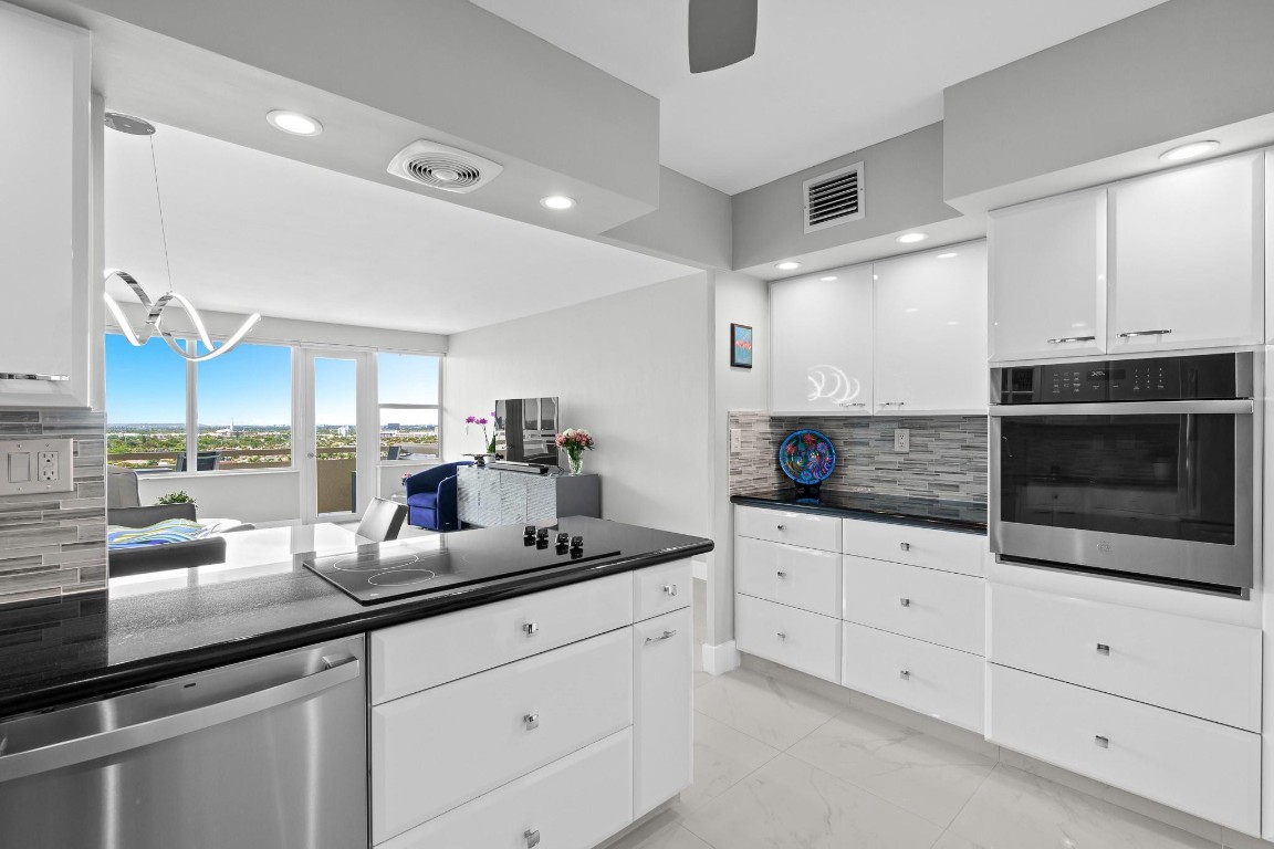 3200 NE 36th St 1712A