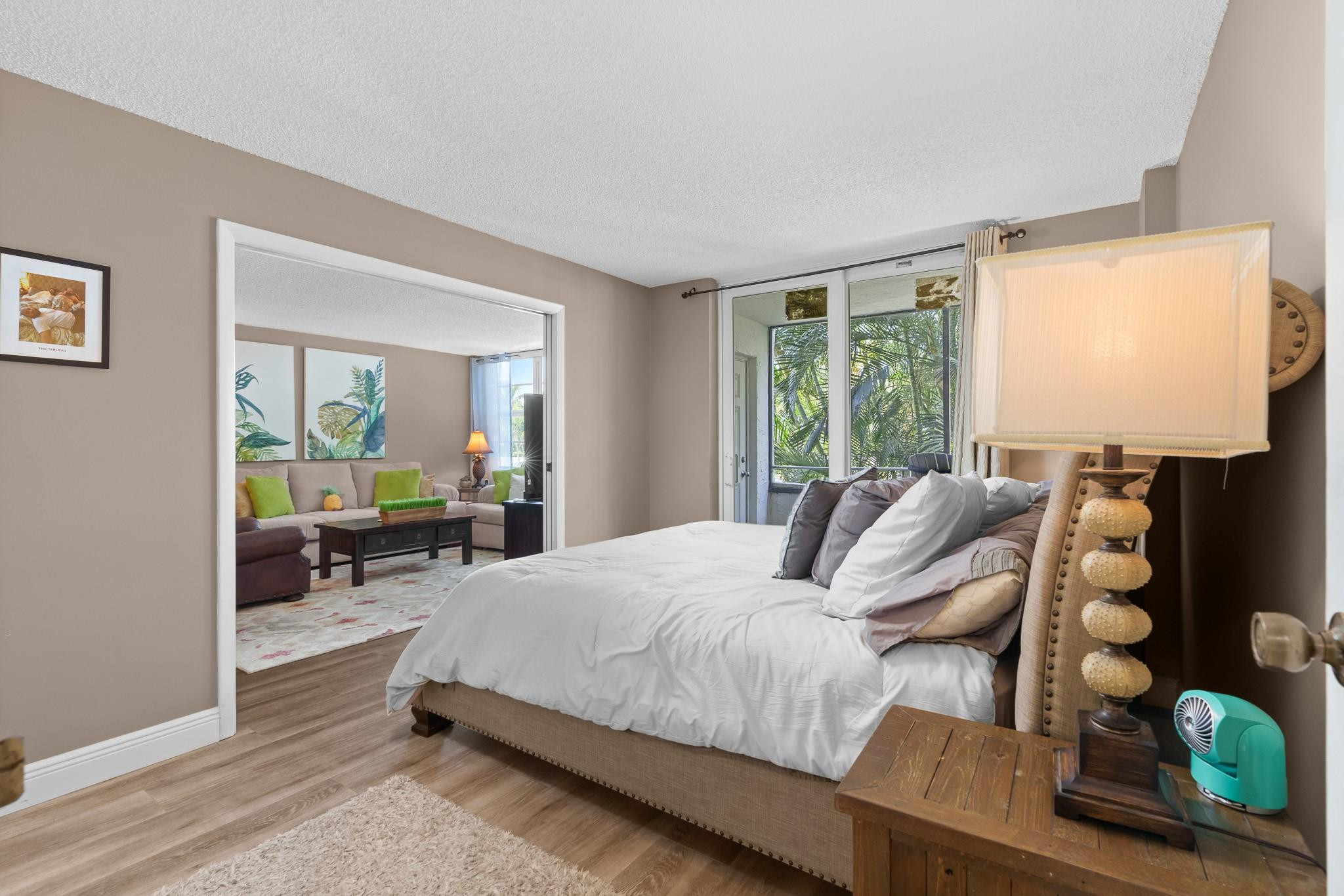 1160 N Federal Hwy 221