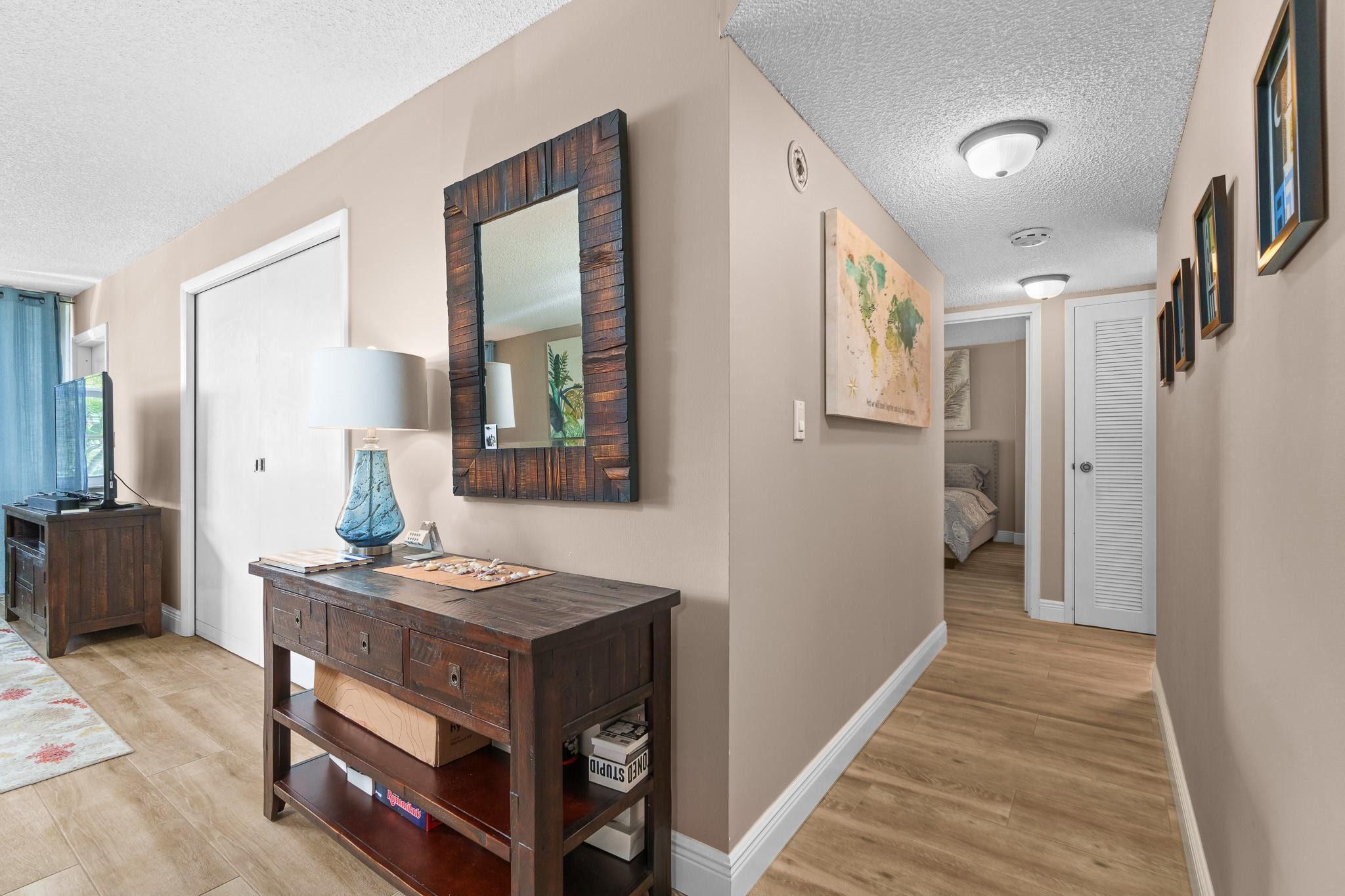 1160 N Federal Hwy 221