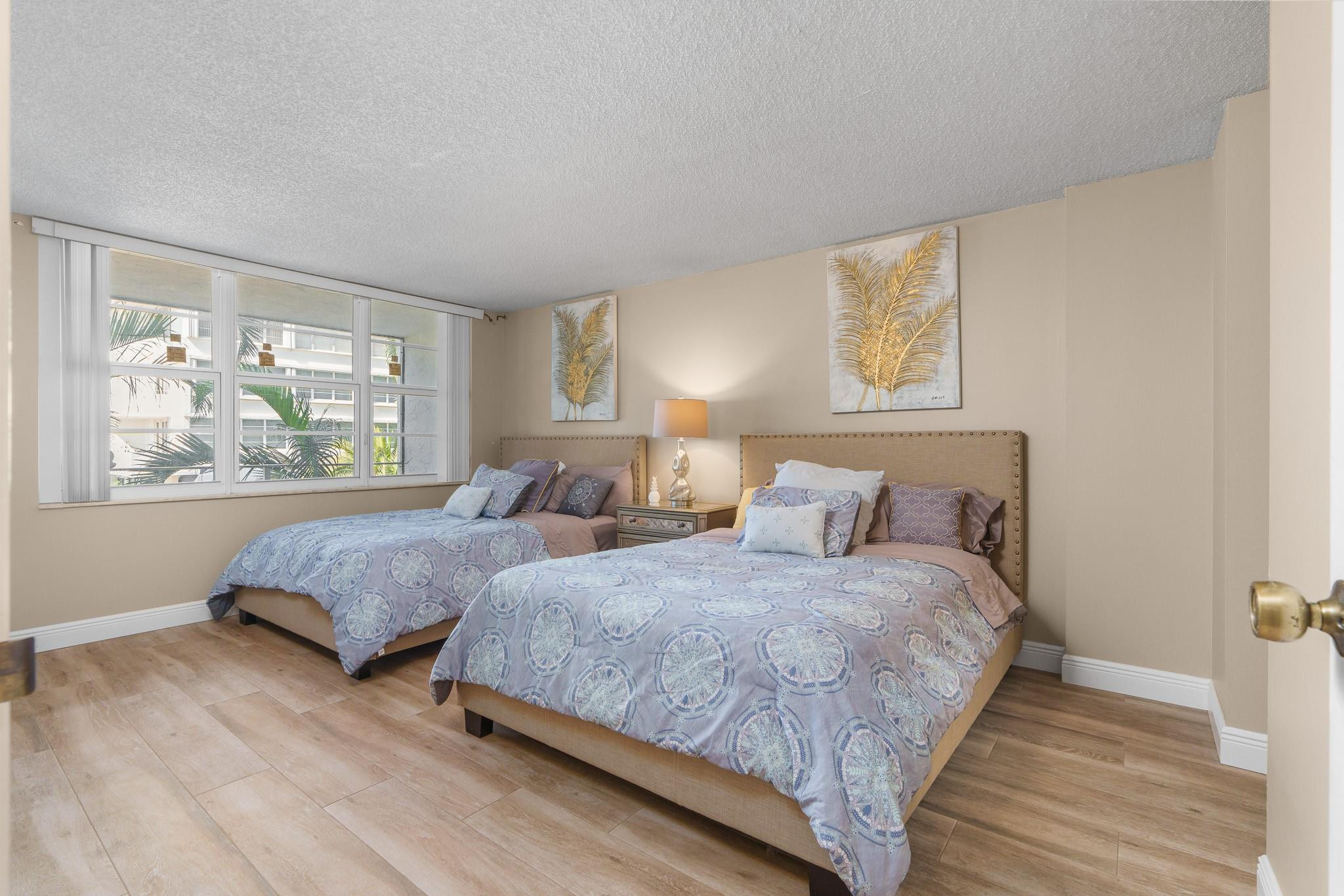 1160 N Federal Hwy 221