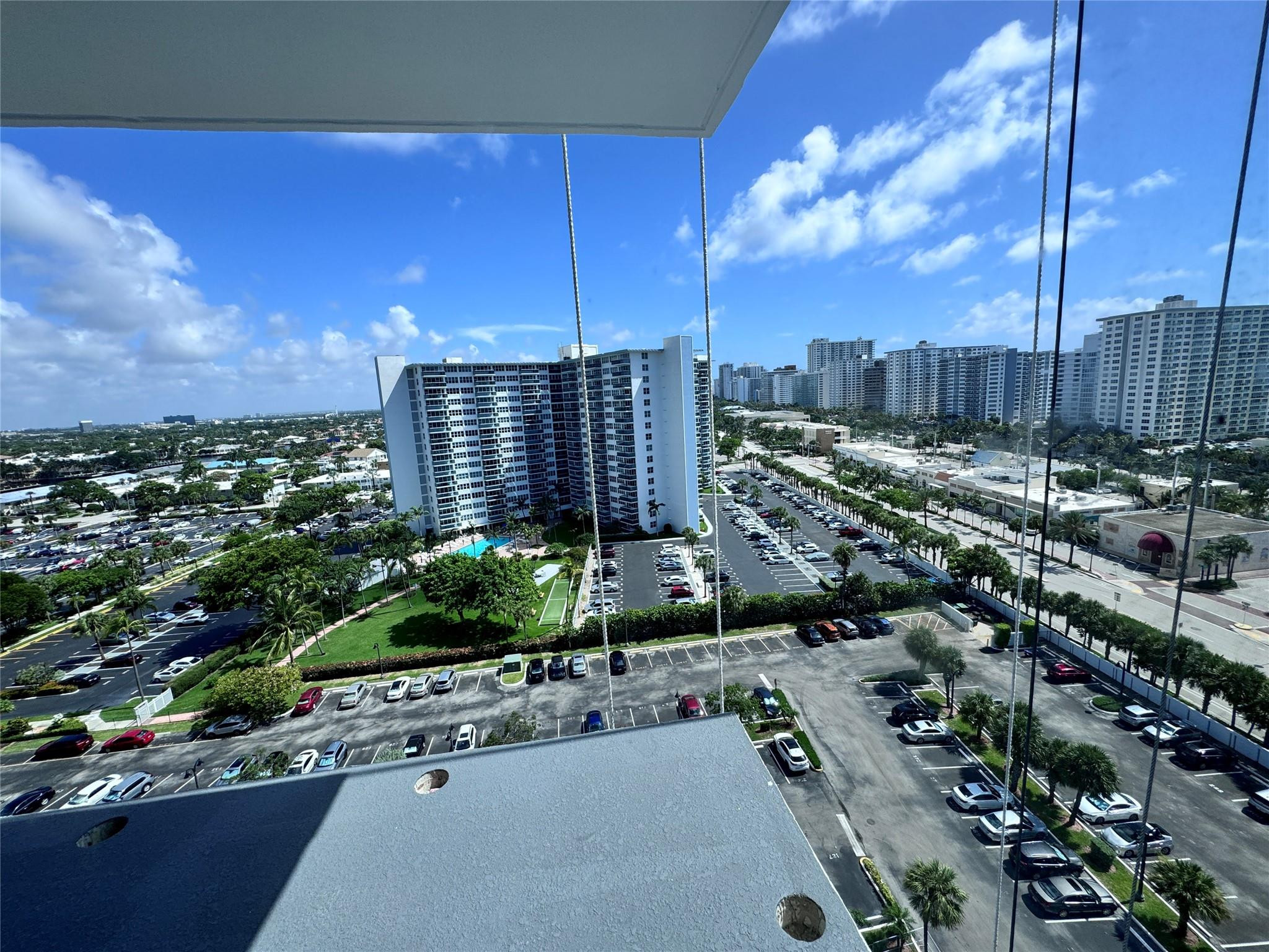 3333 NE 34th St 1408