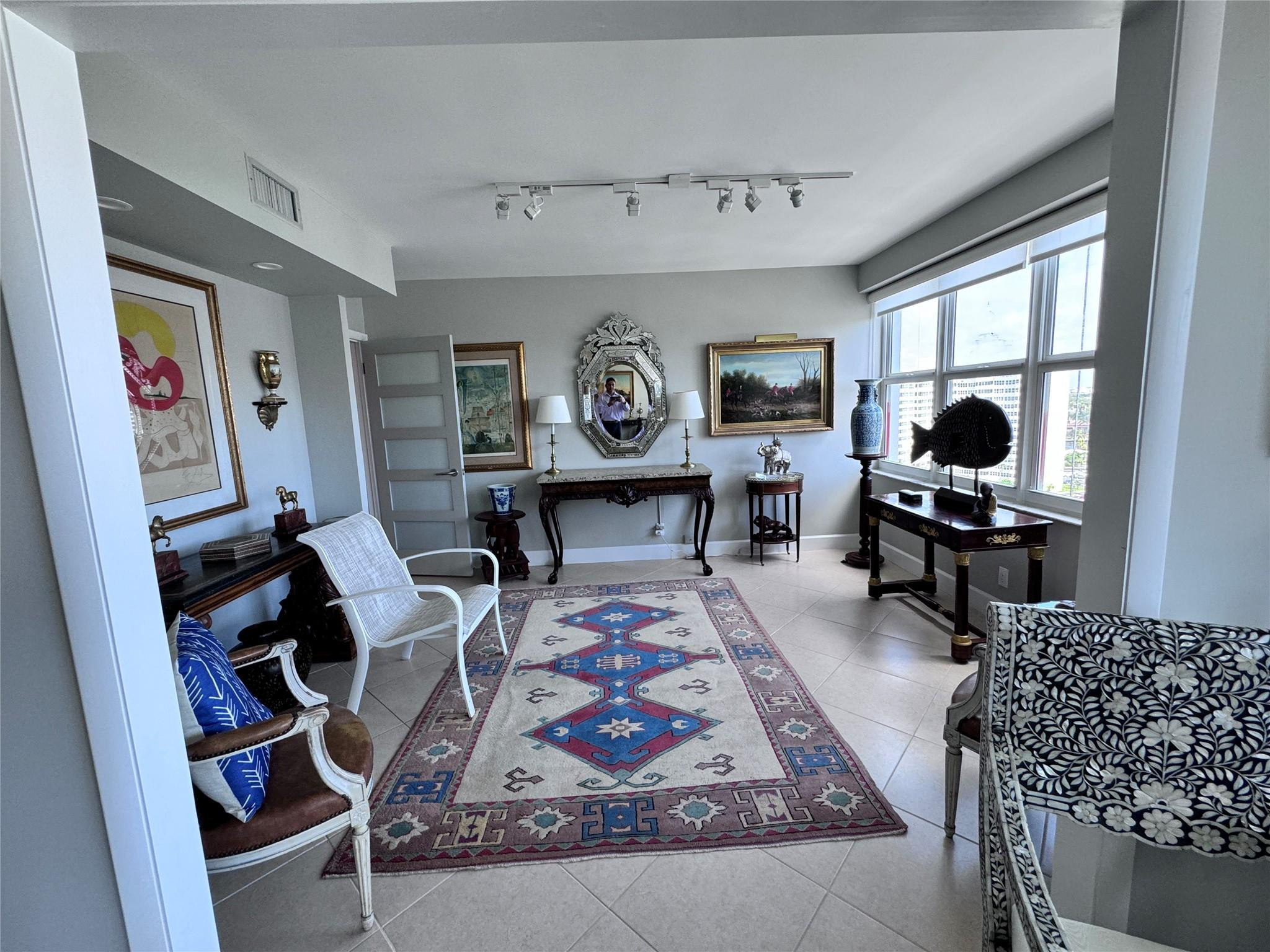 3333 NE 34th St 1408