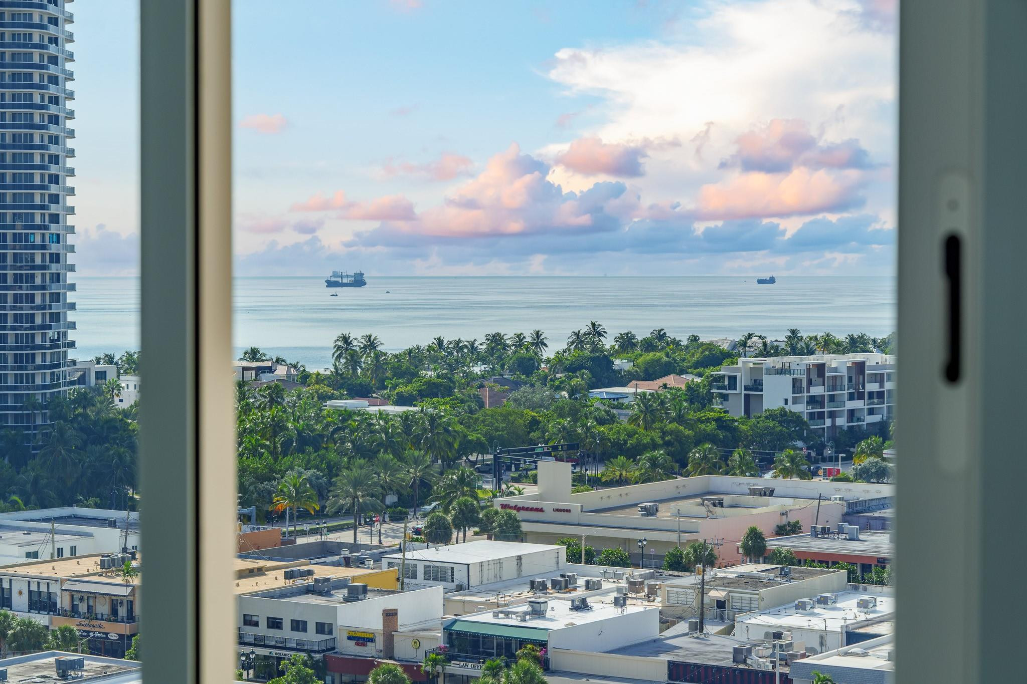 3233 NE 34th St 1409