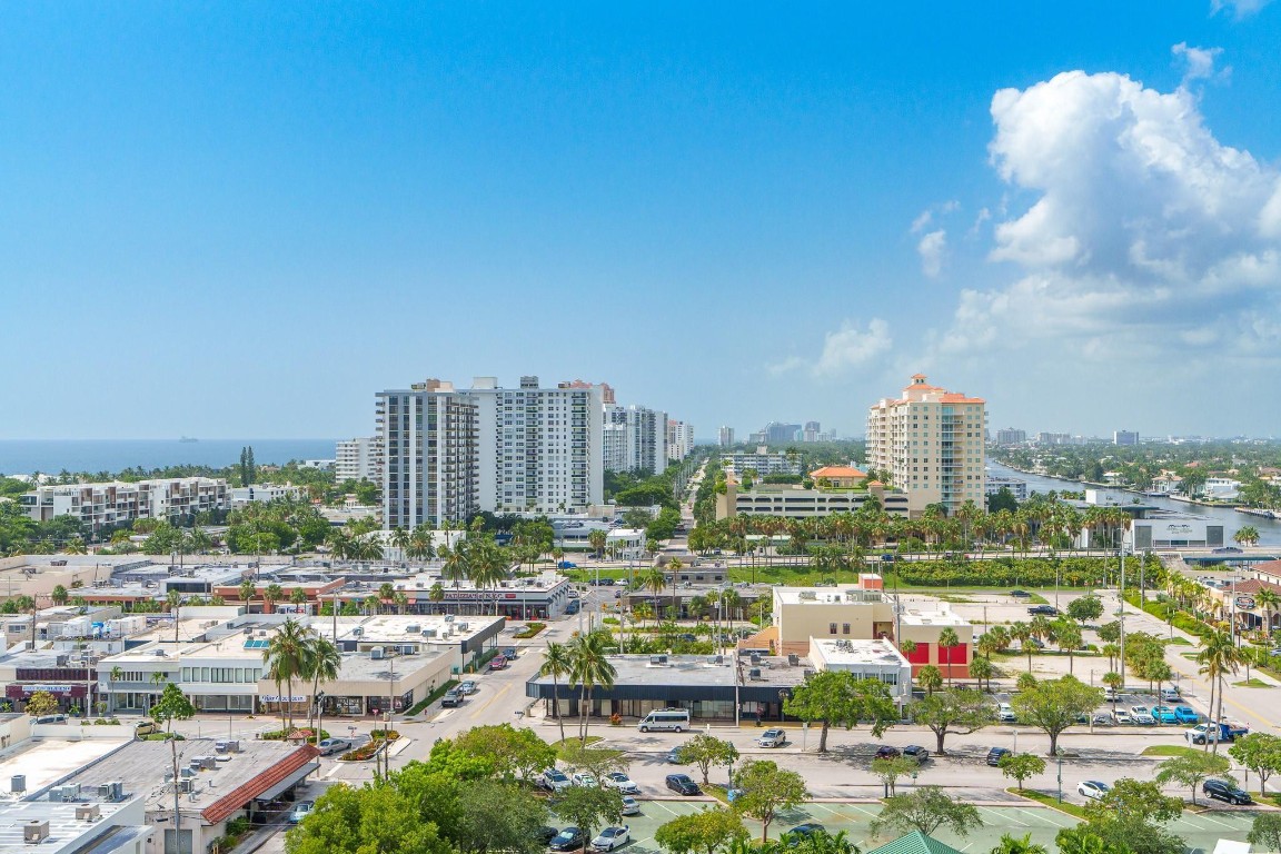 3233 NE 34th St 1409