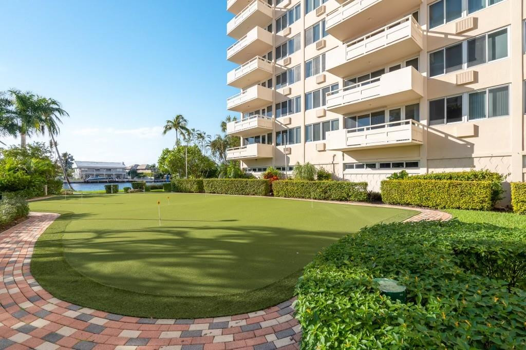 3233 NE 34th St 1409