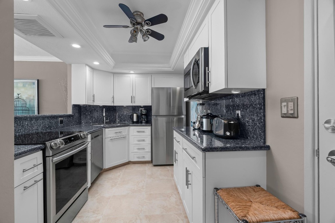 3300 NE 36th St 1107