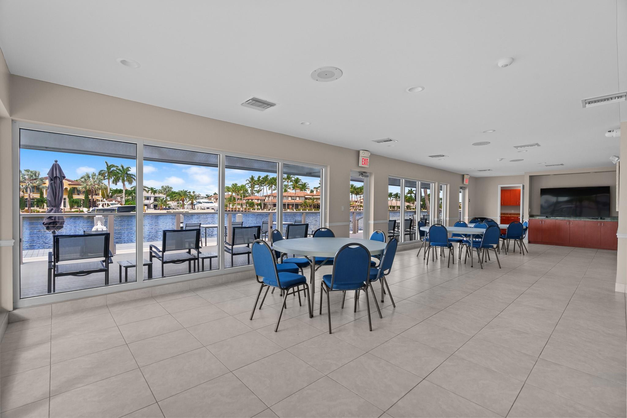 3300 NE 36th St 1107