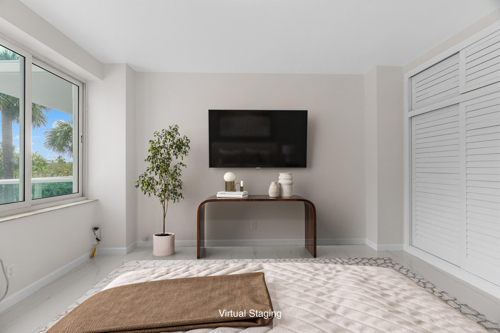 3233 NE 34th St 314