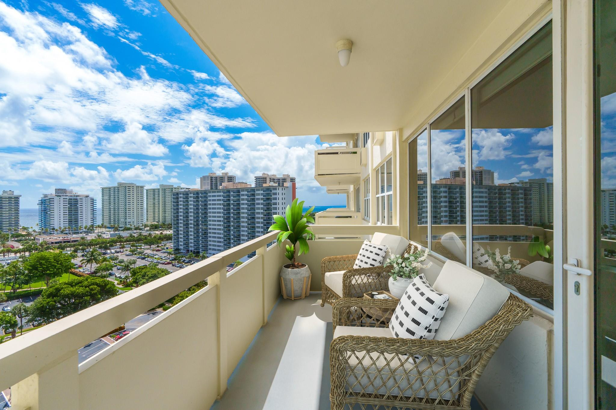 3200 NE 36th 1420