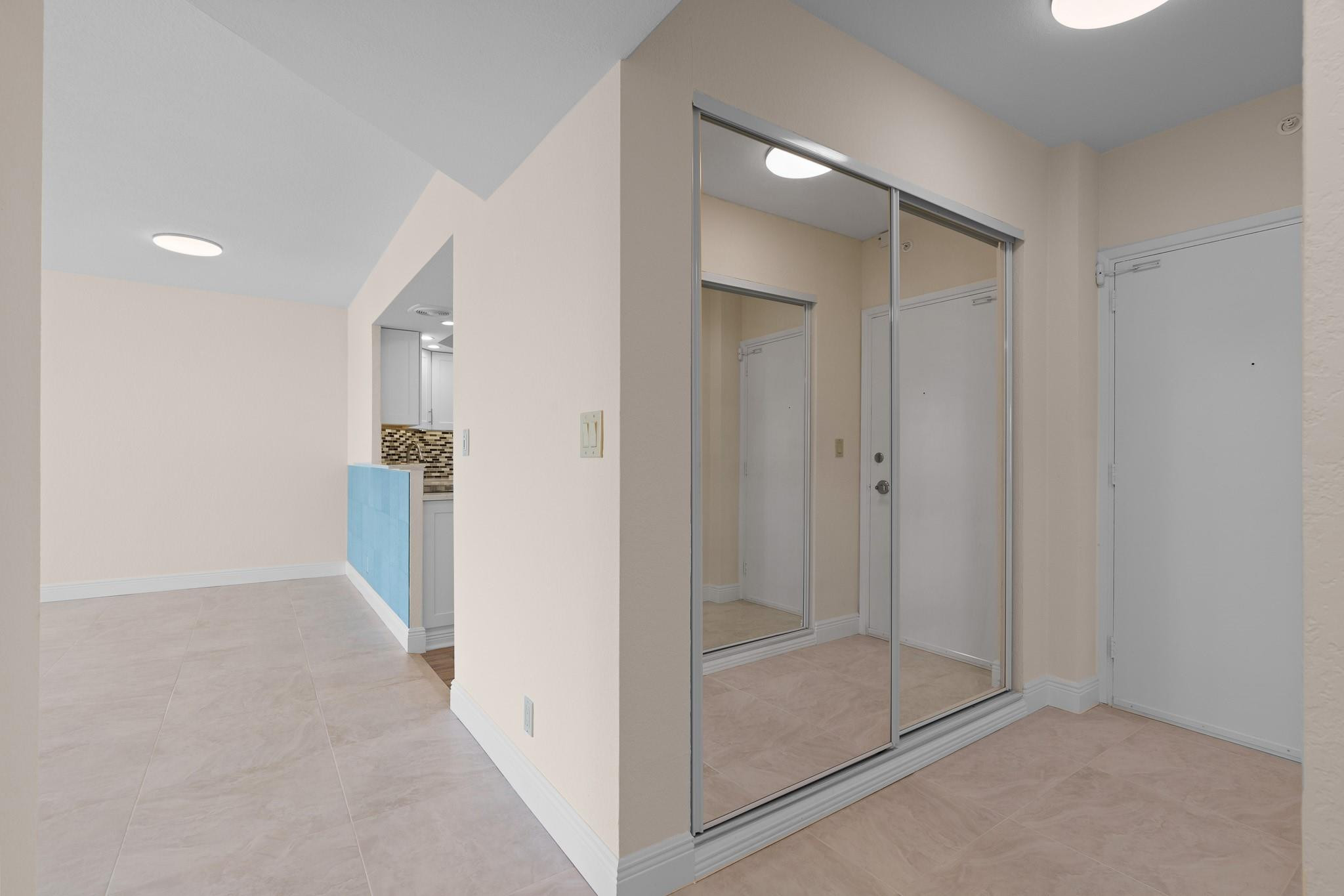 3200 NE 36th 1420