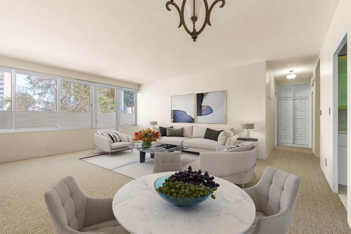 3233 NE 34th St 212A