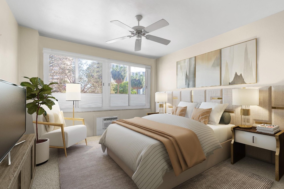 3233 NE 34th St 212A