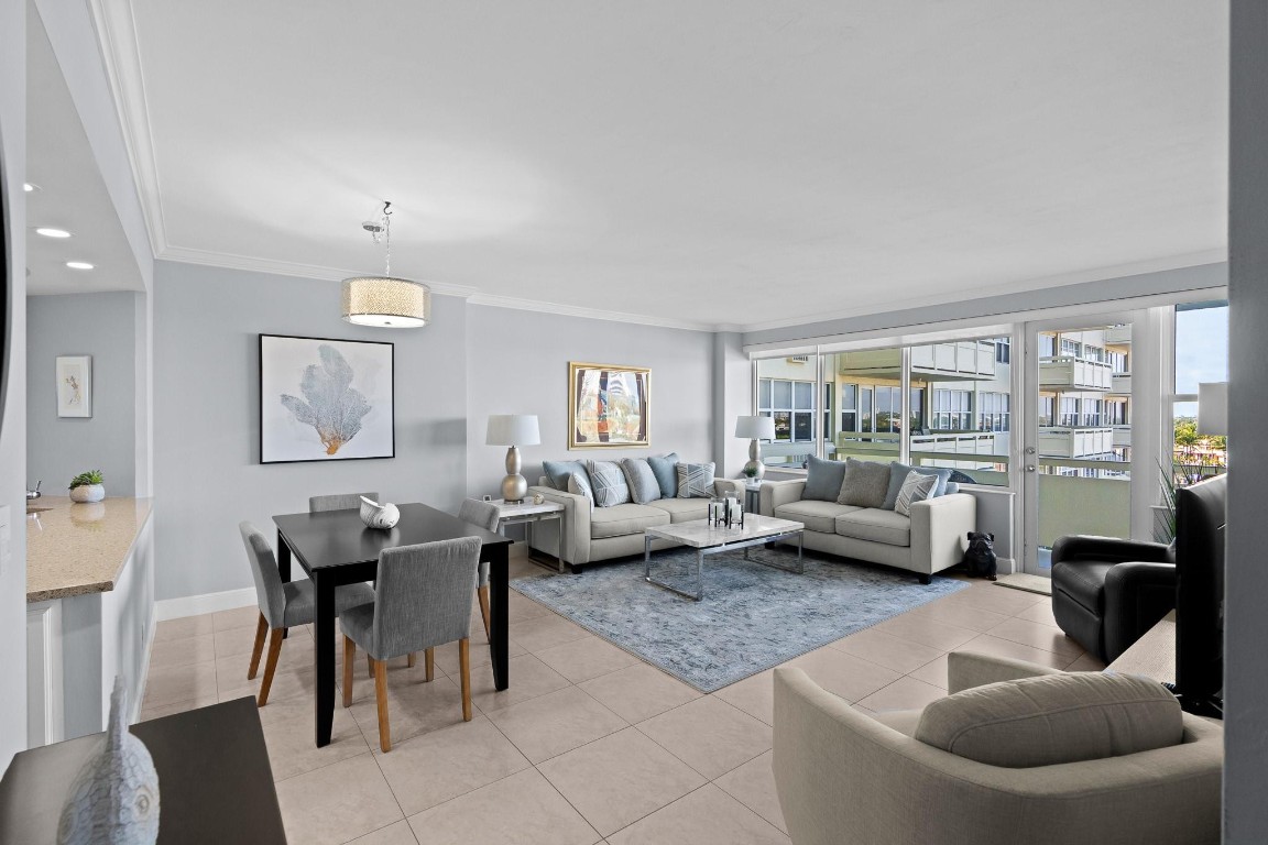 3200 NE 36th St 712A