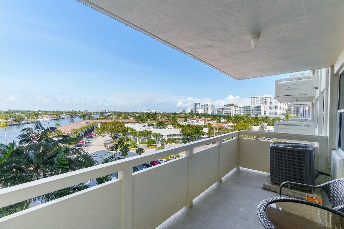 3200 NE 36th St 712A