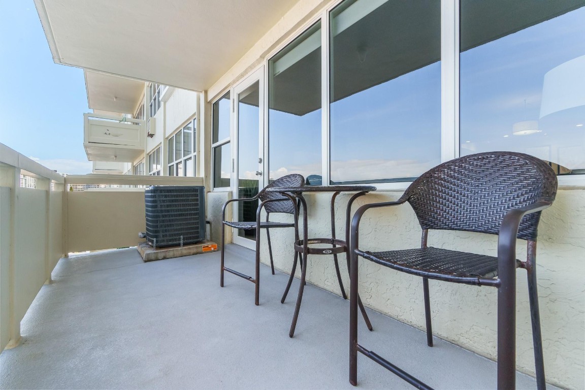 3200 NE 36th St 712A