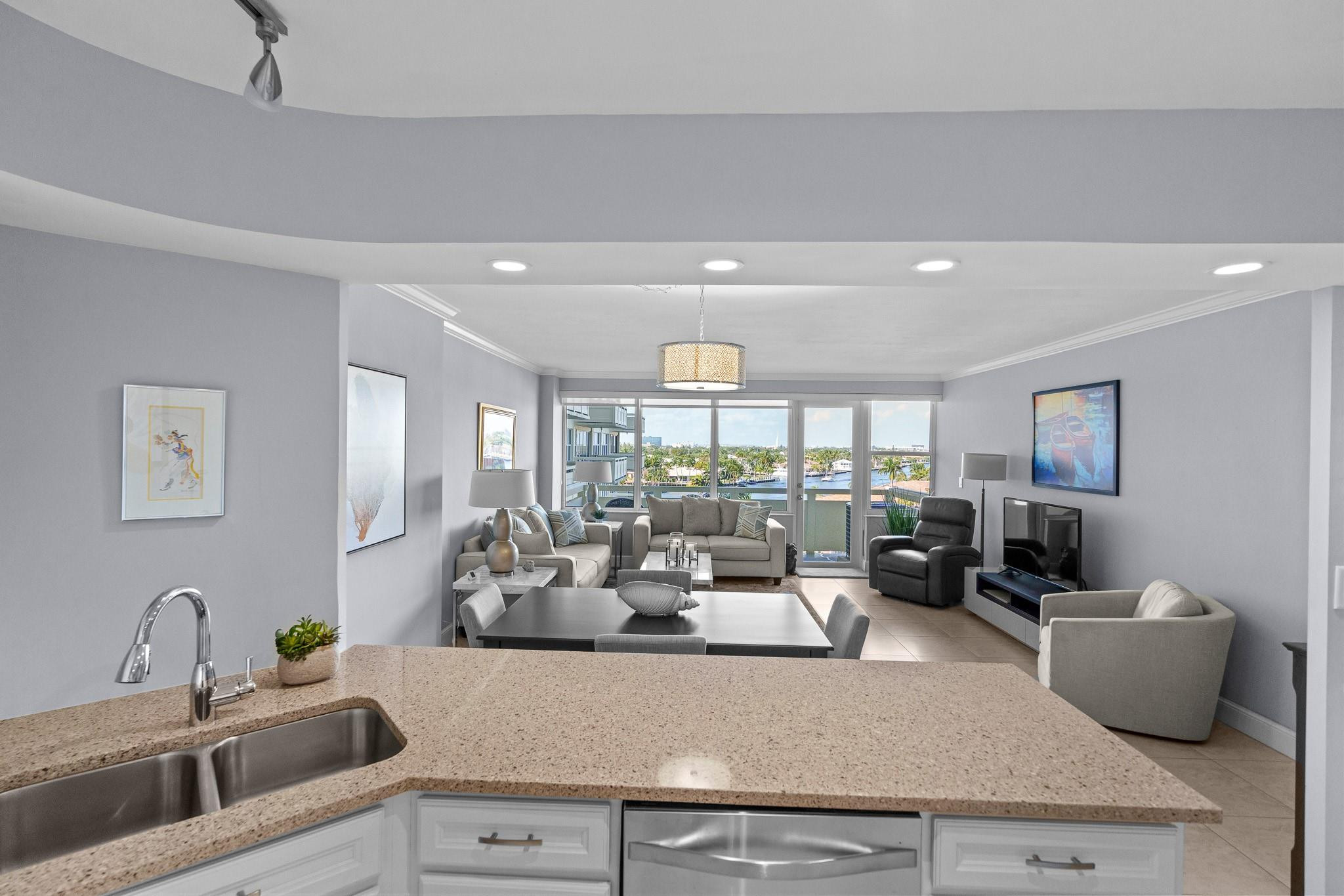 3200 NE 36th St 712A