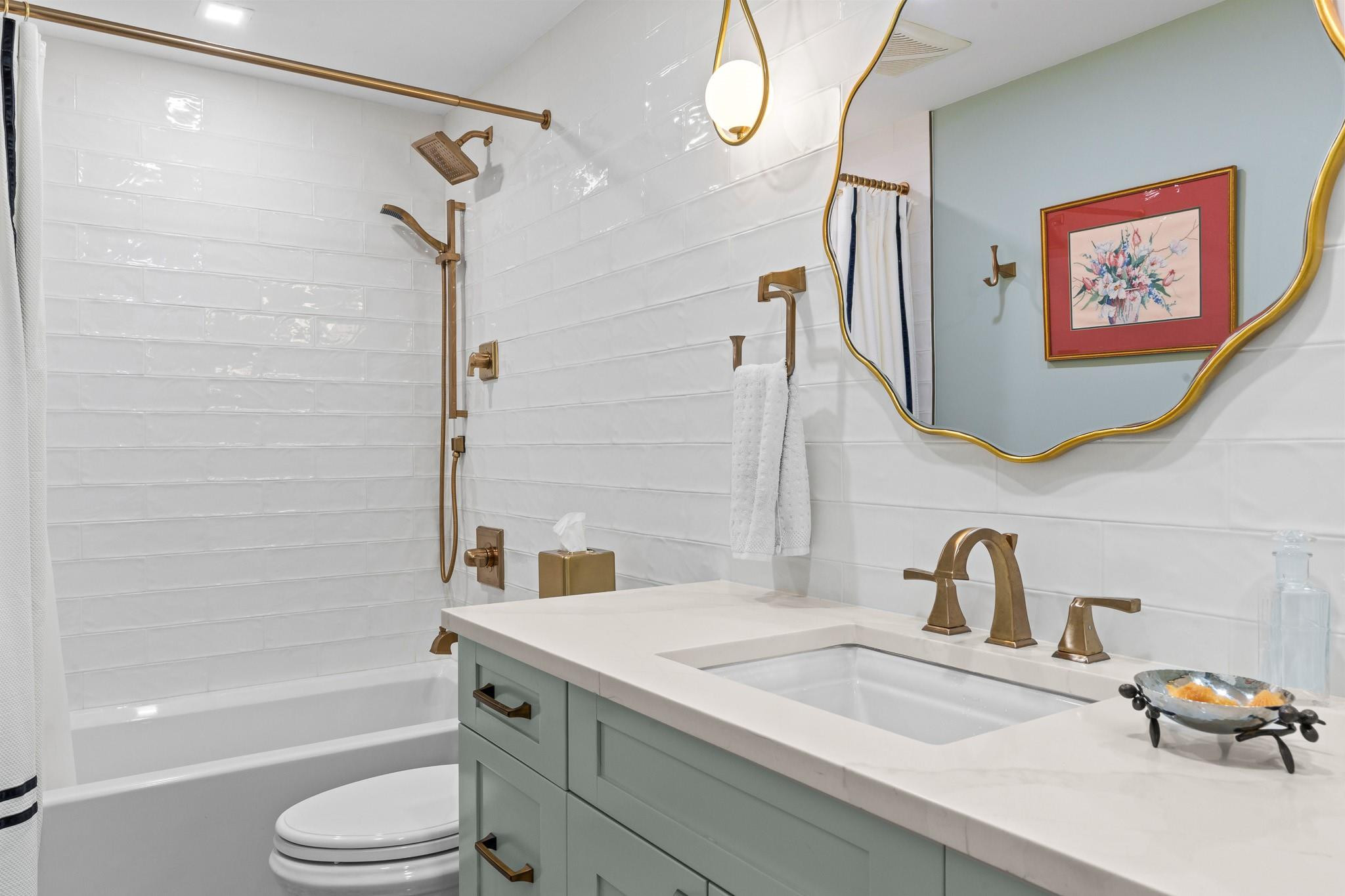 3333 NE 34th St 1101