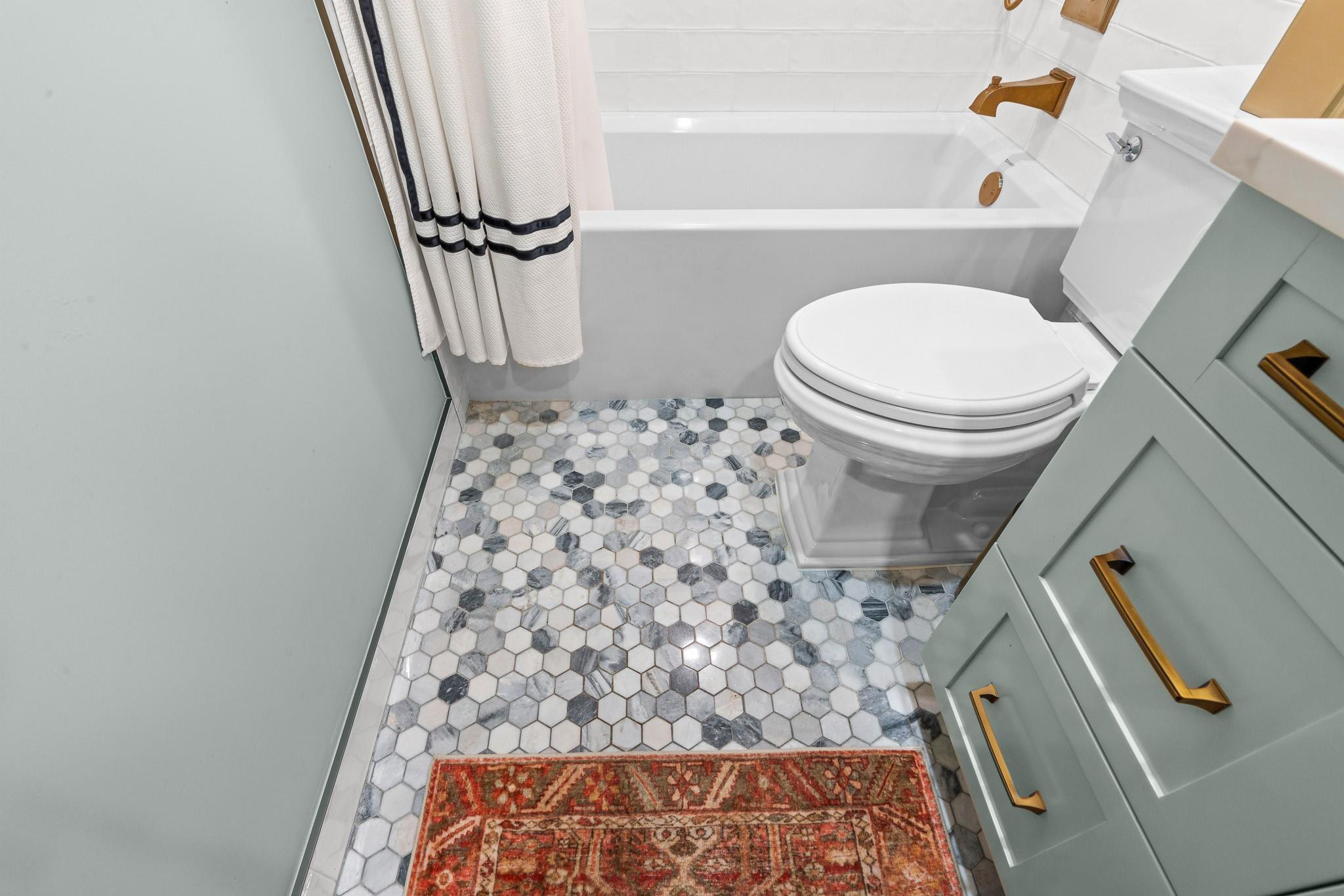 3333 NE 34th St 1101