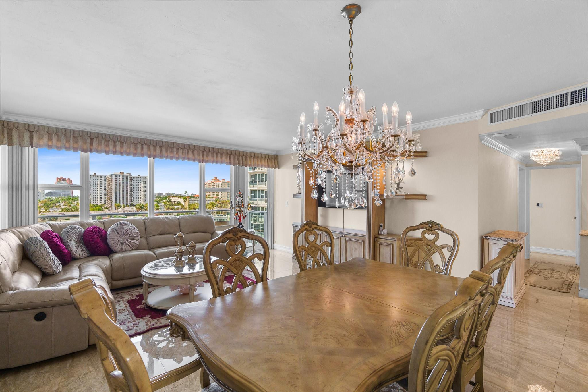 3333 NE 34th St 810