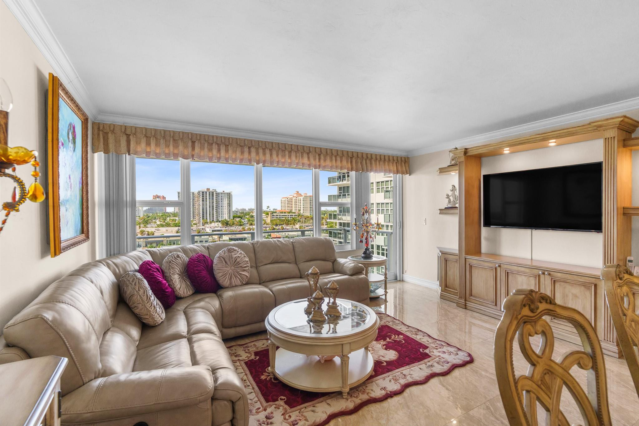 3333 NE 34th St 810