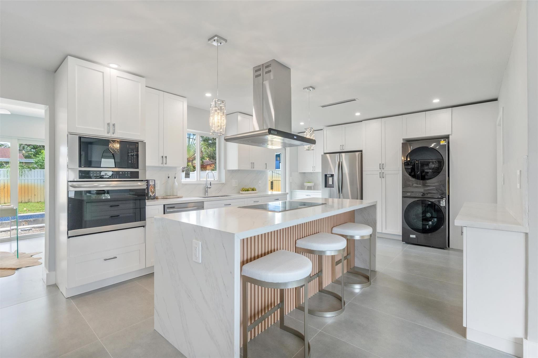 324 NE 28th Street