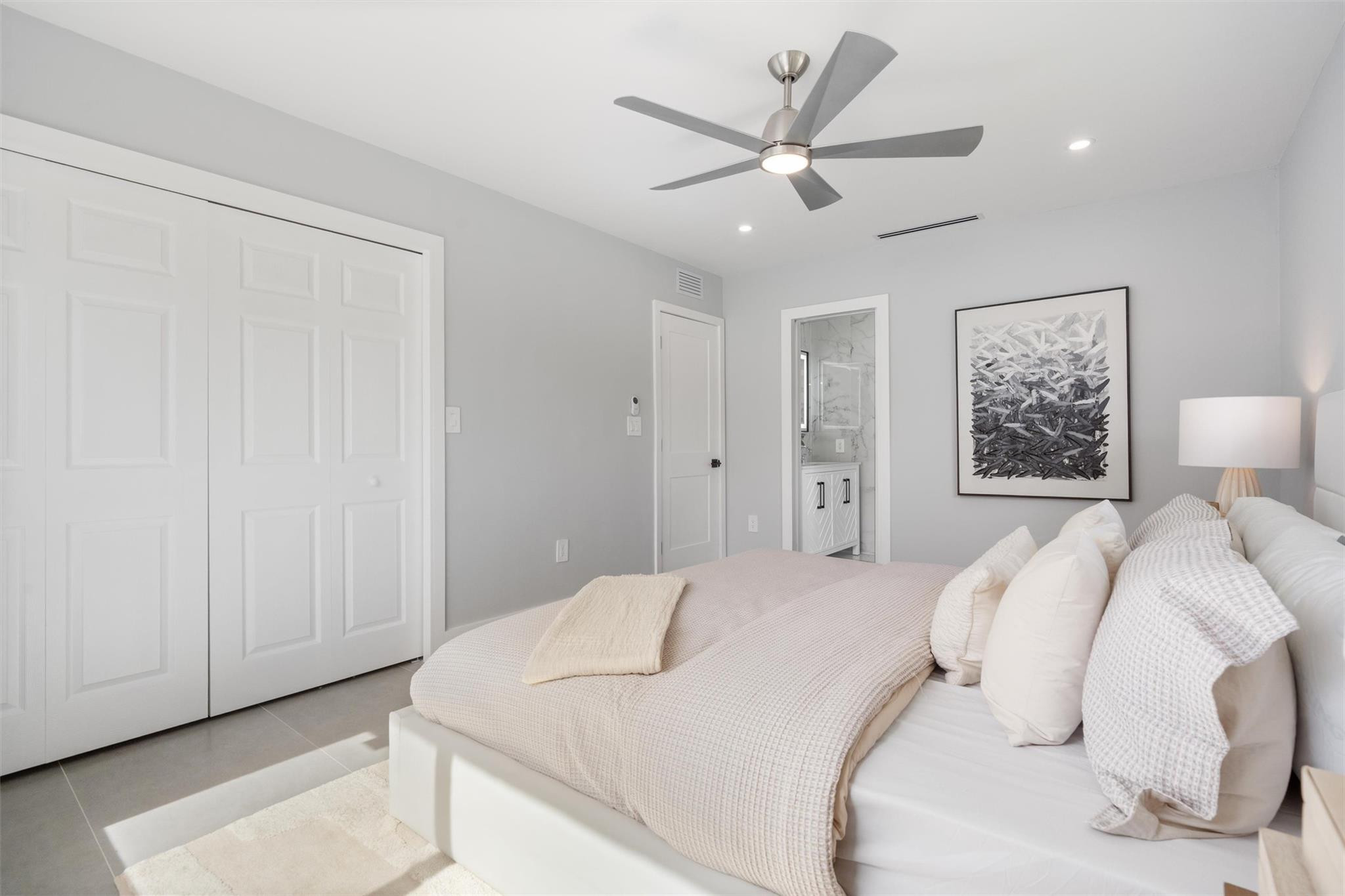 324 NE 28th Street