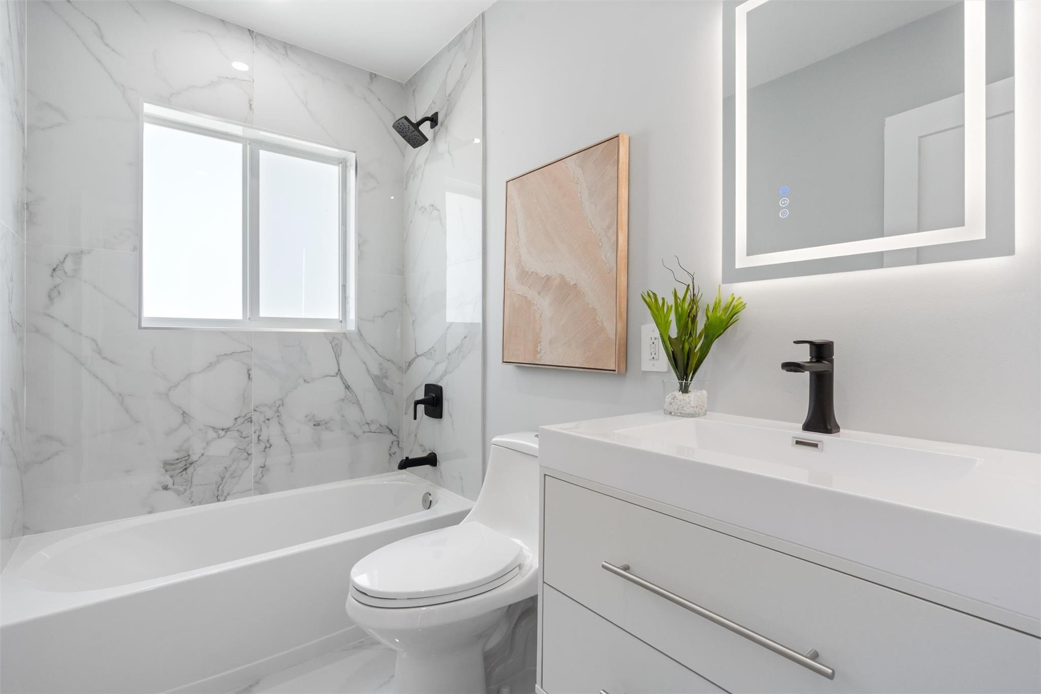 324 NE 28th Street