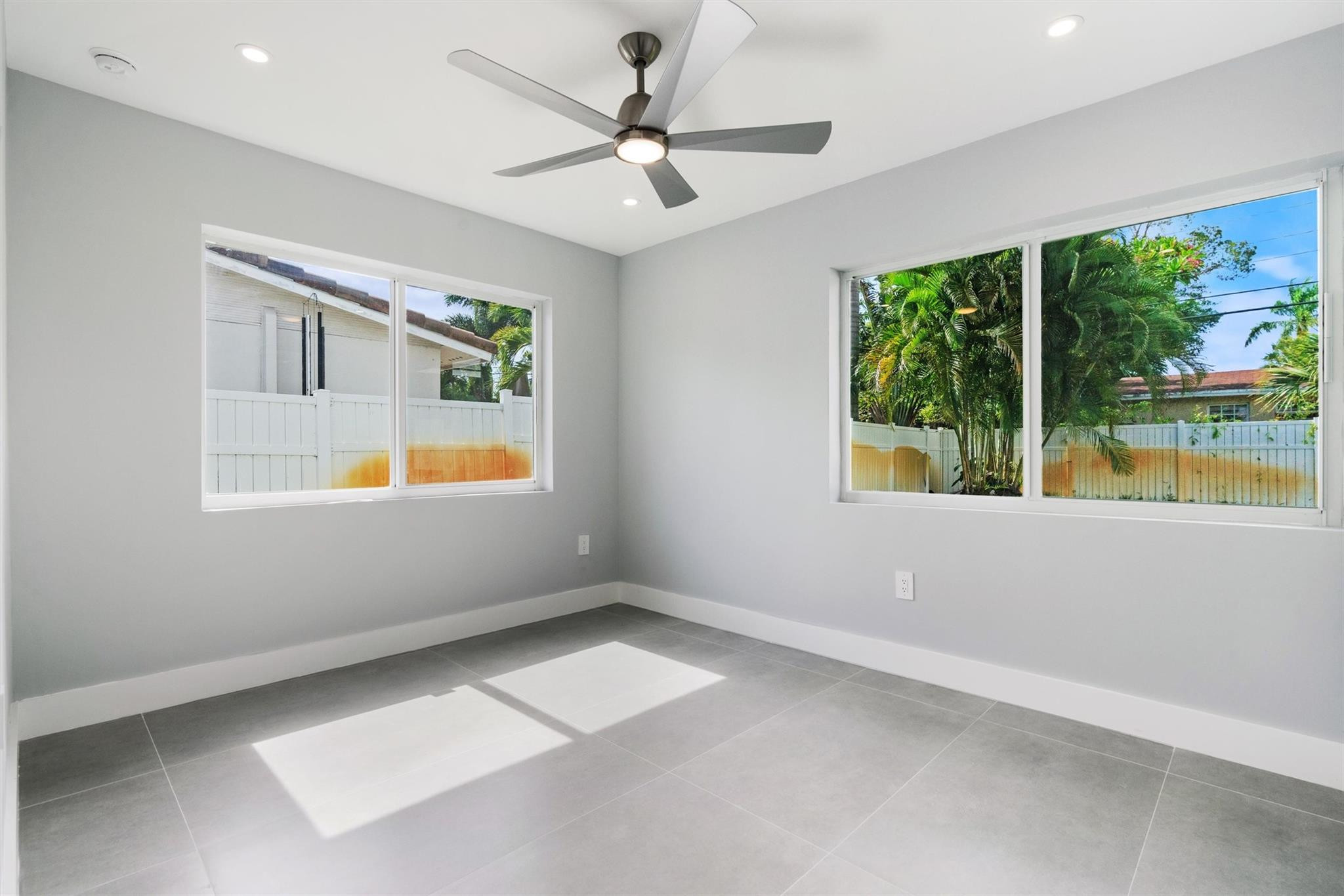 324 NE 28th Street