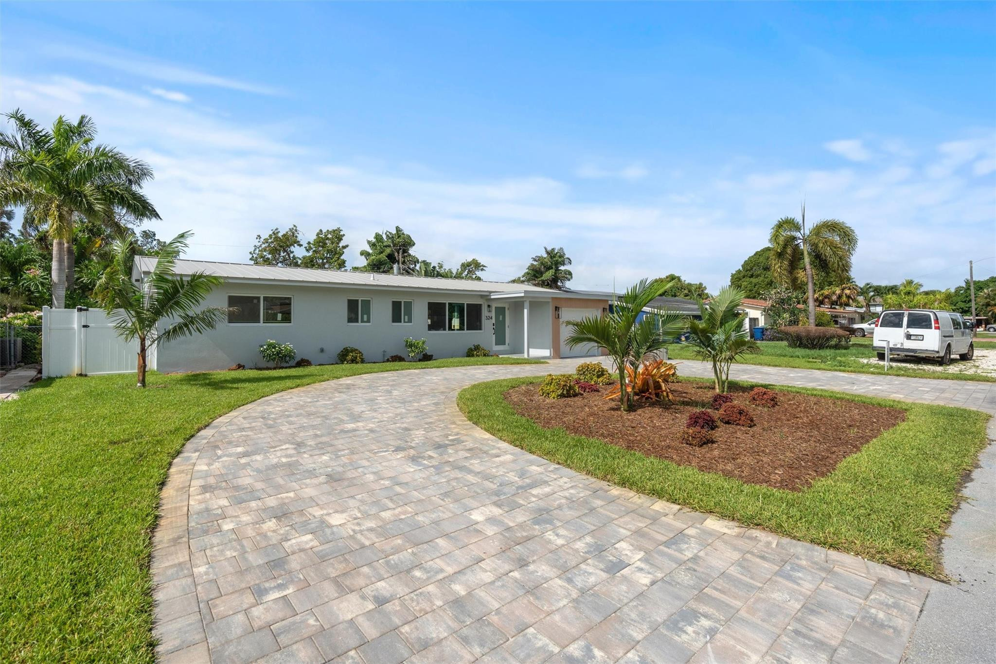324 NE 28th Street