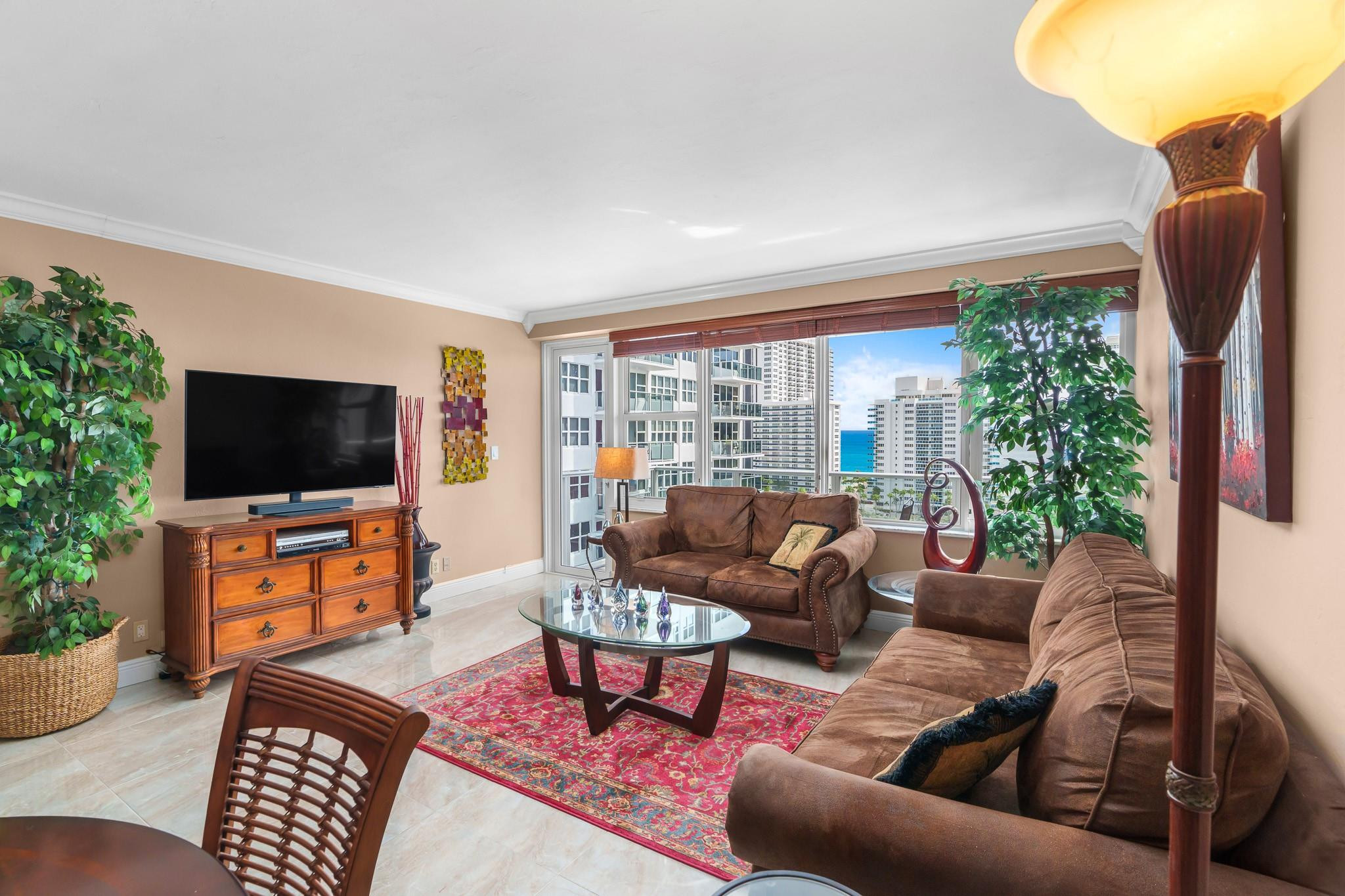 3333 NE 34th St 1214