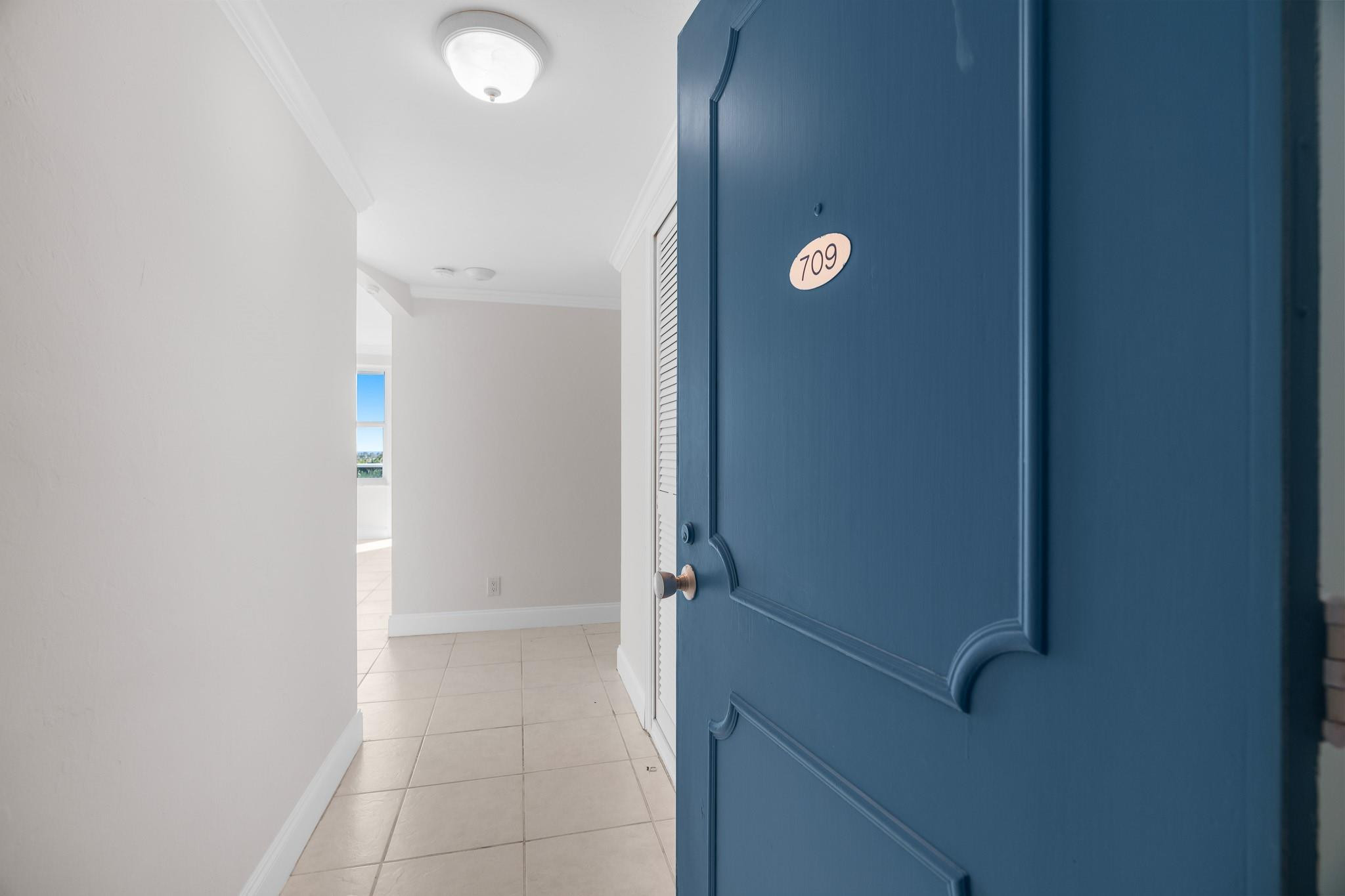 3333 NE 34th St 709