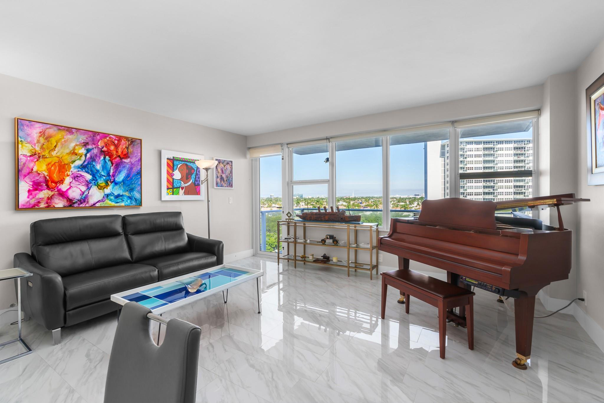 3333 NE 34th St 806