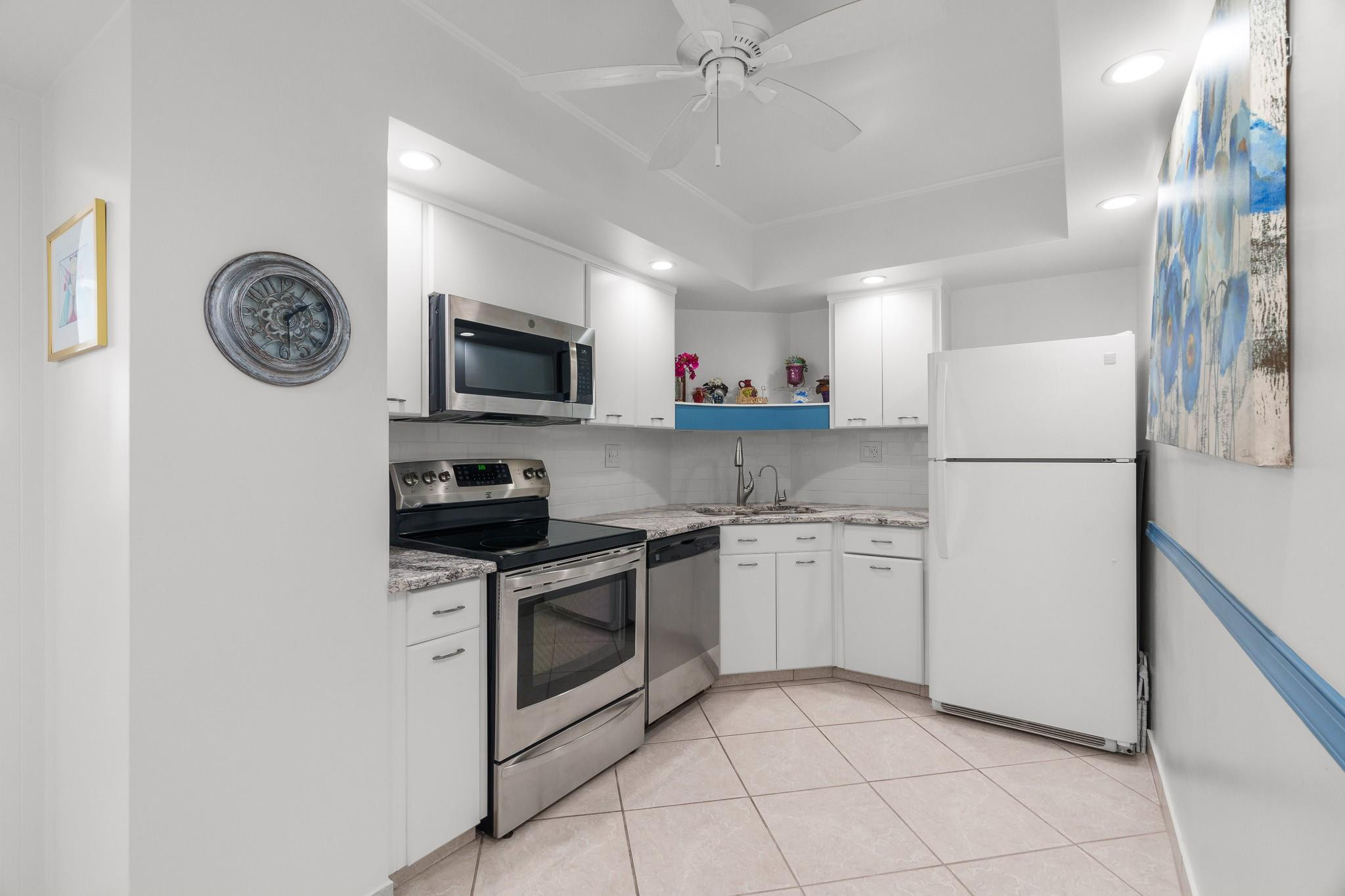 3333 NE 34th Street 522