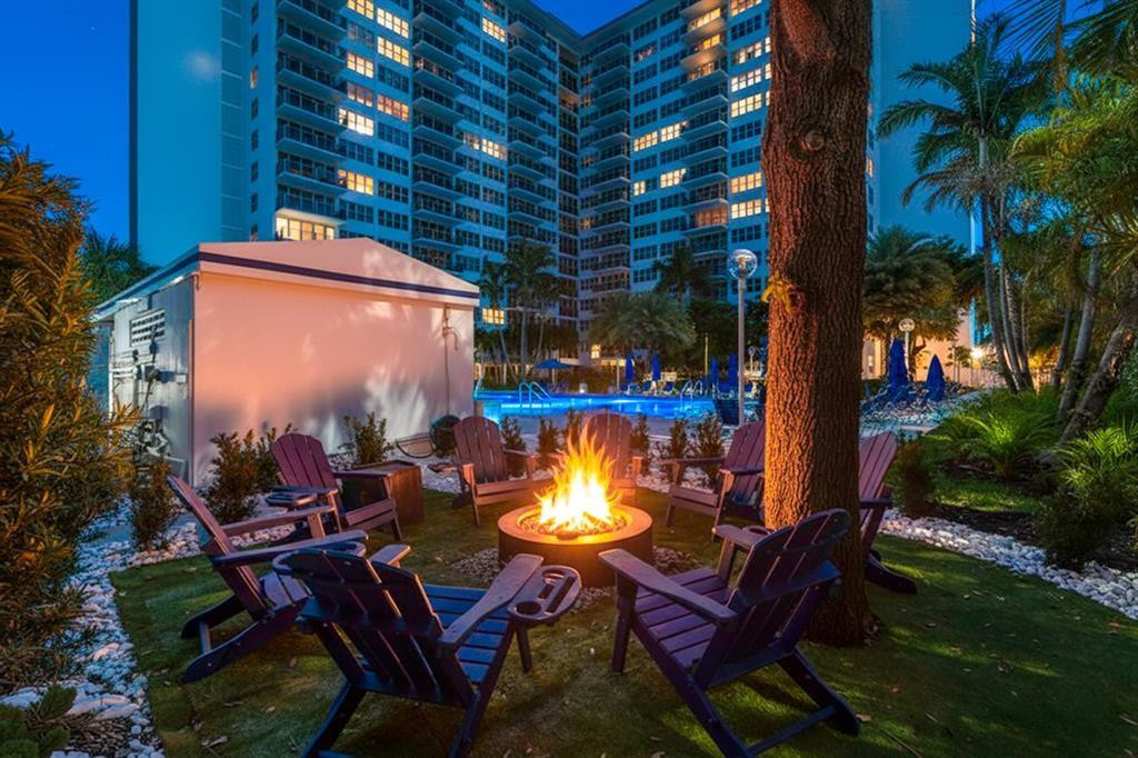 3333 NE 34th Street 522