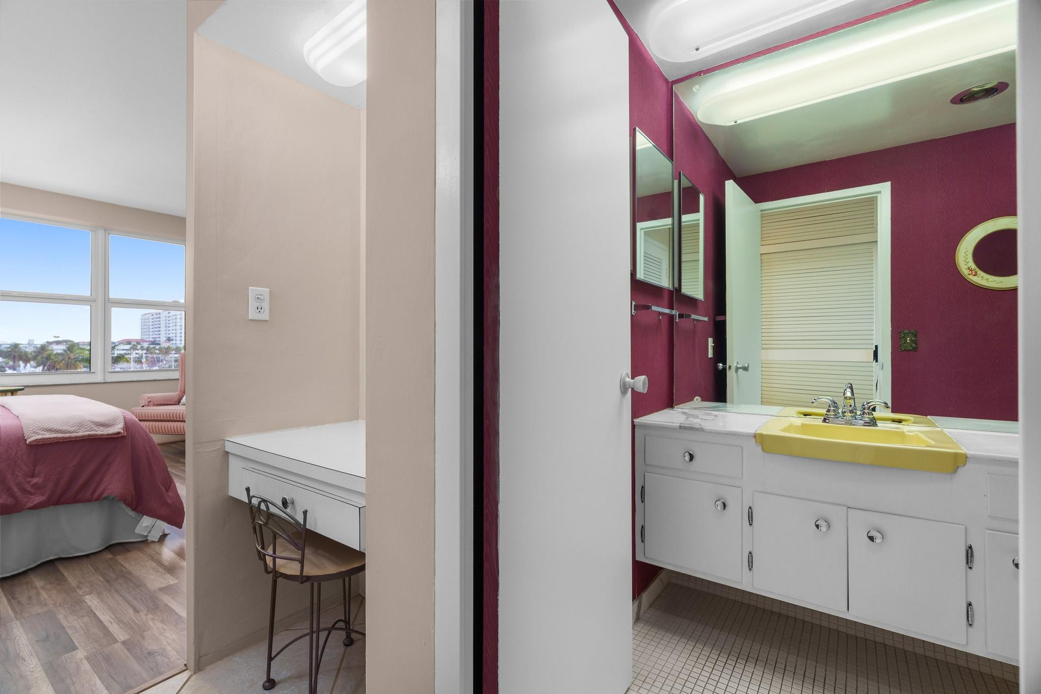 3333 NE 34th Street 522