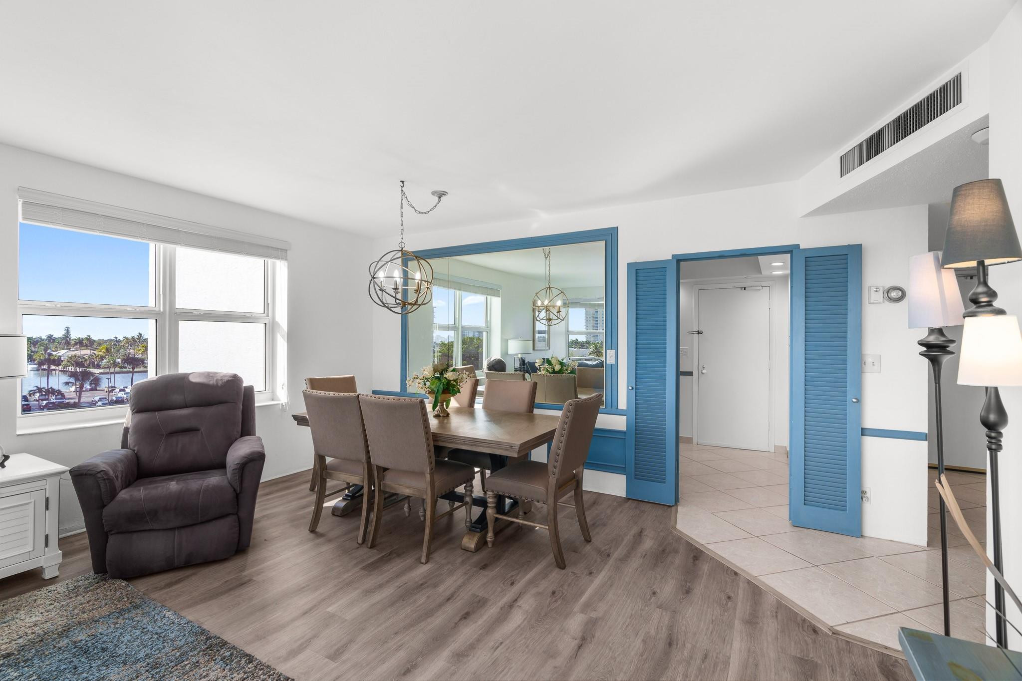 3333 NE 34th Street 522