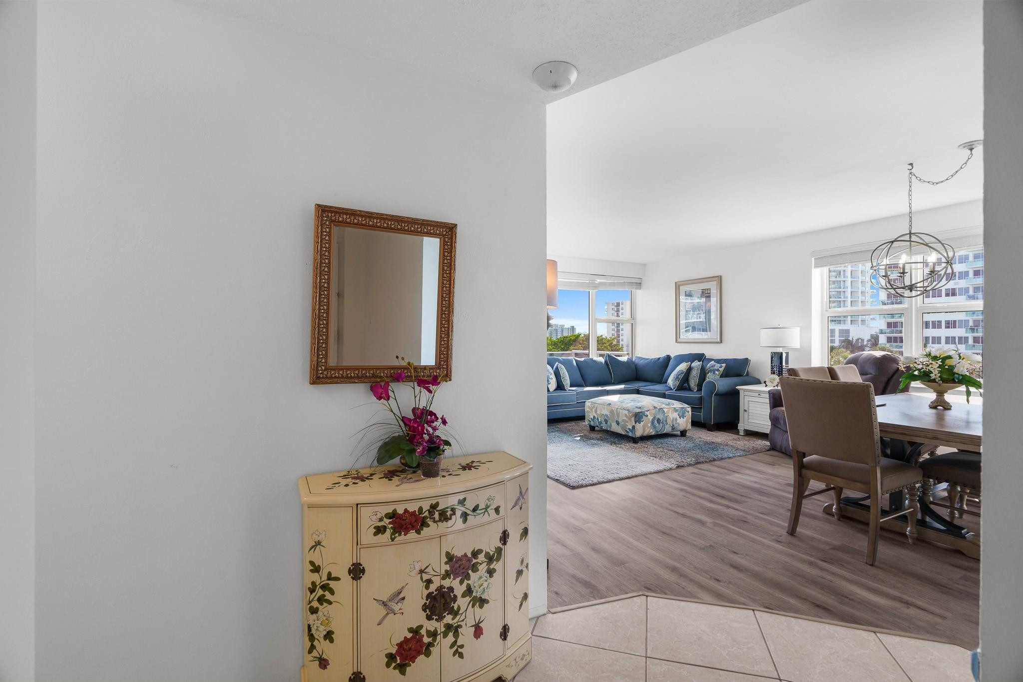 3333 NE 34th Street 522