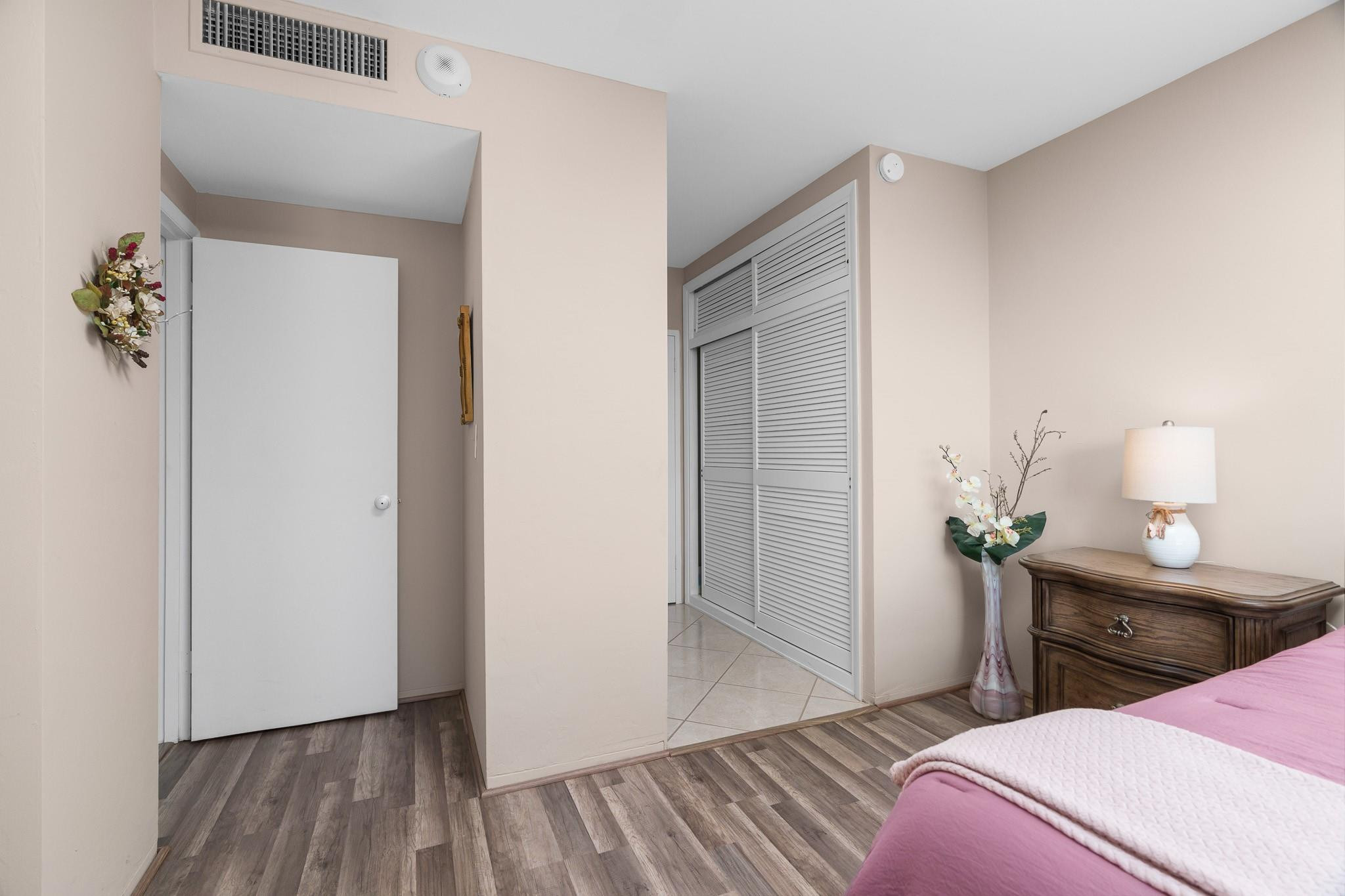 3333 NE 34th Street 522