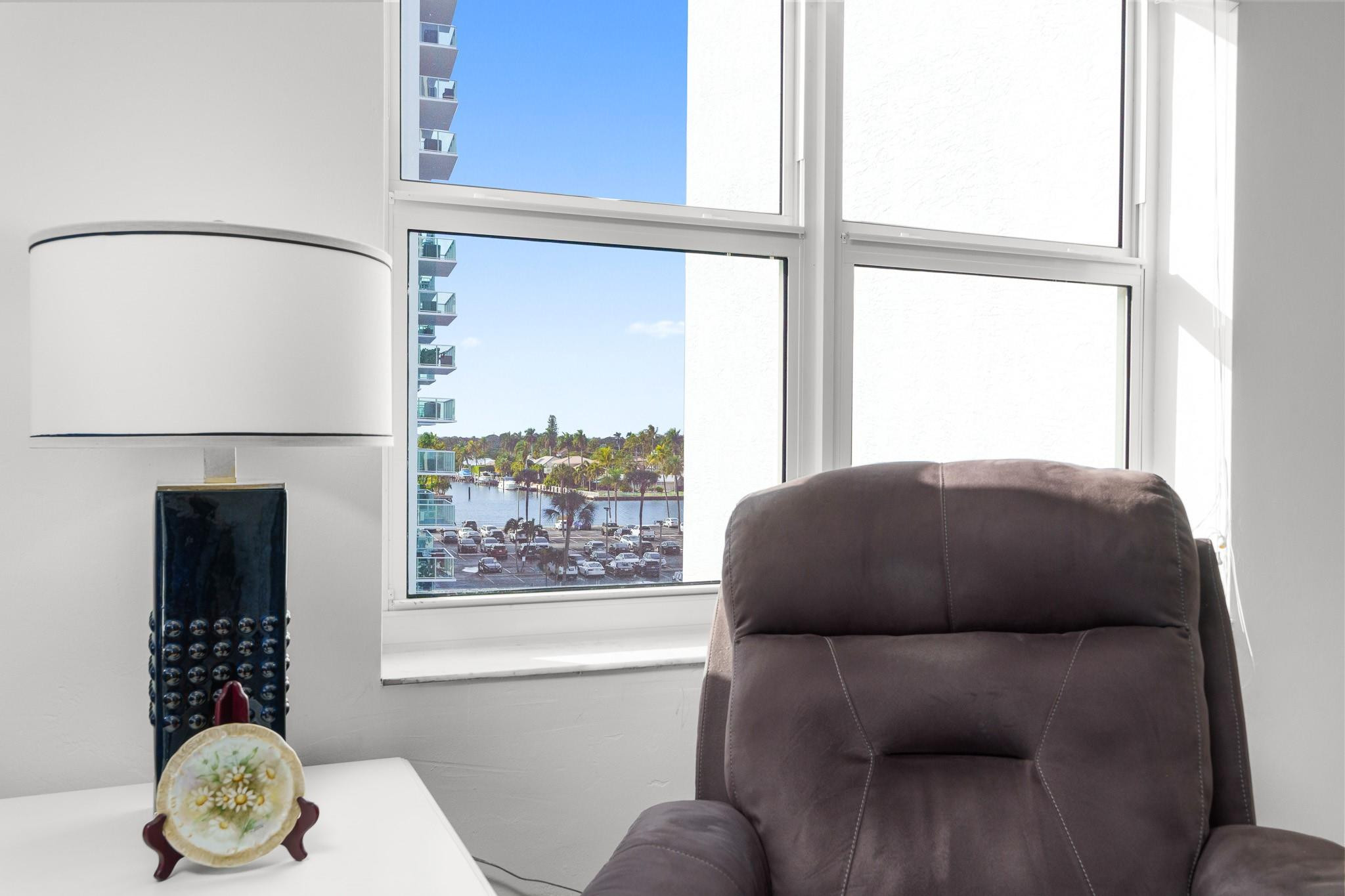 3333 NE 34th Street 522