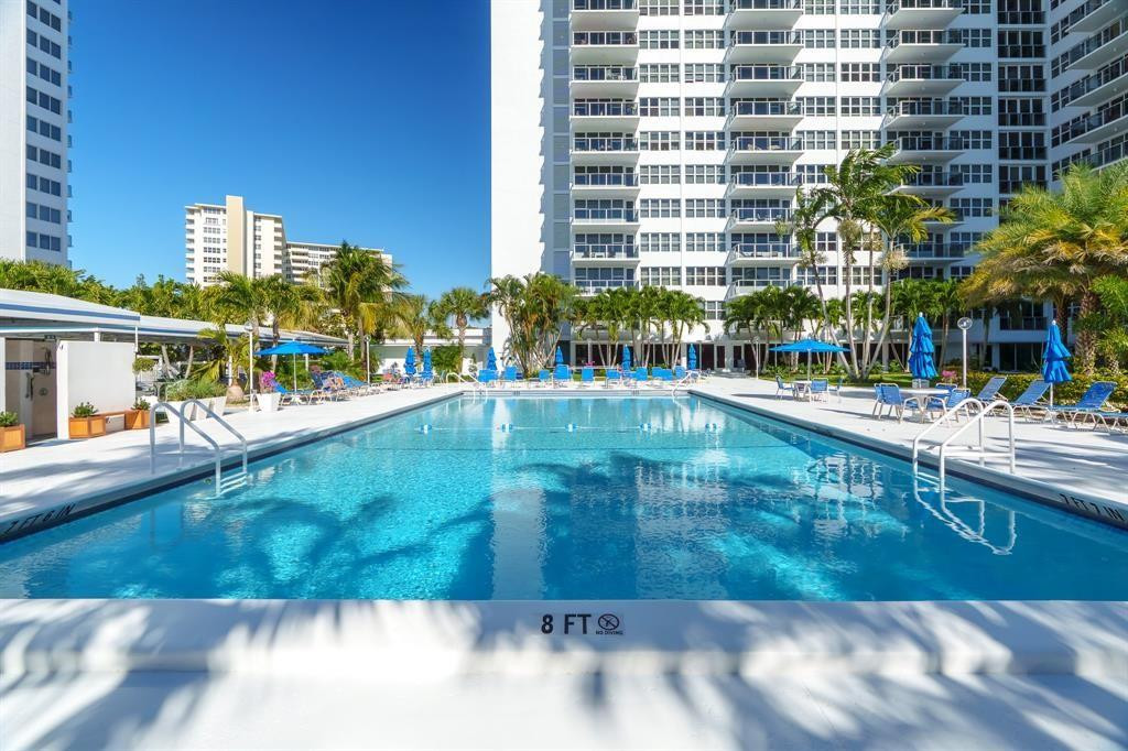 3333 NE 34th Street 522