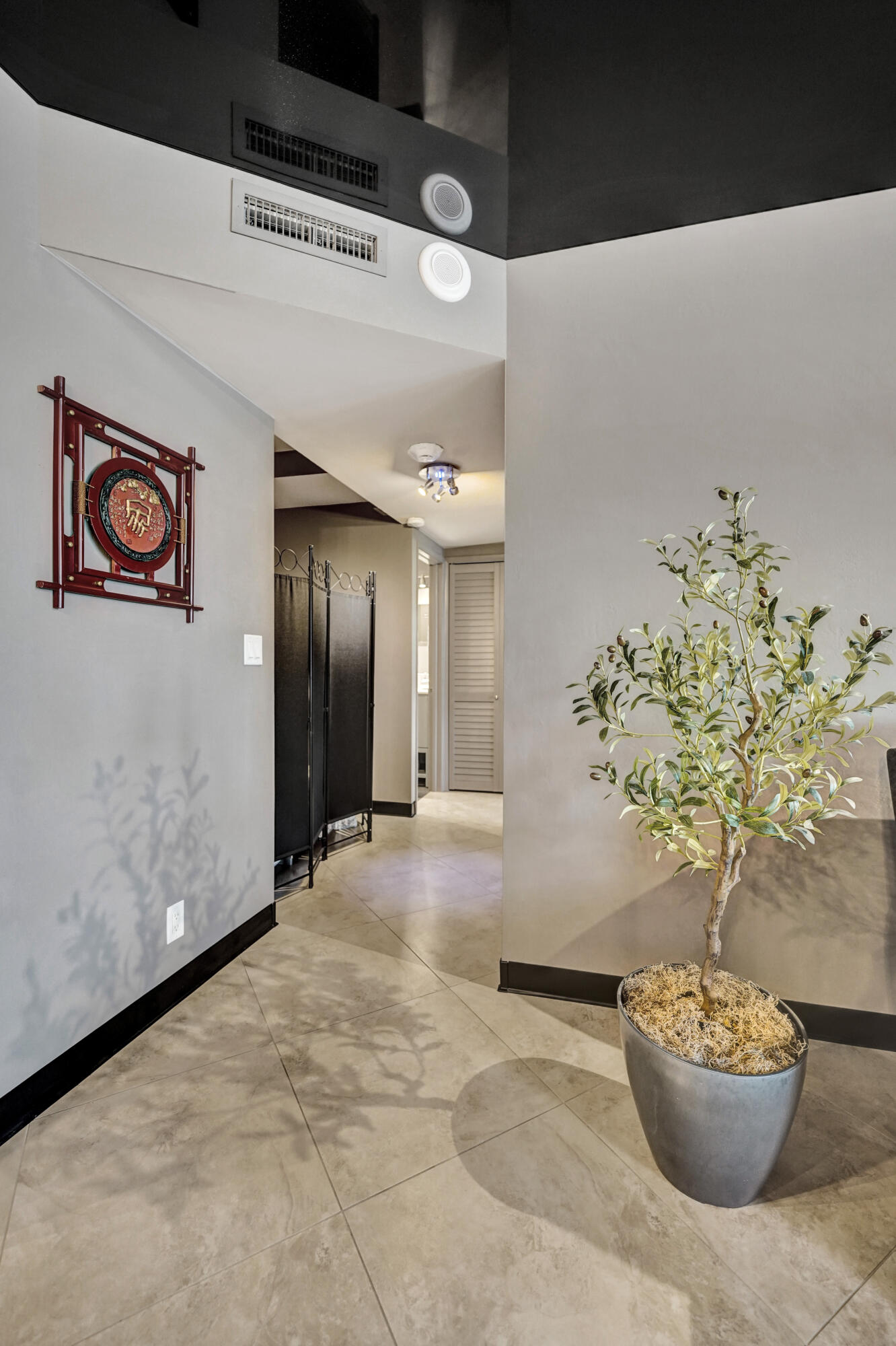 3200 NE 36th Street 220