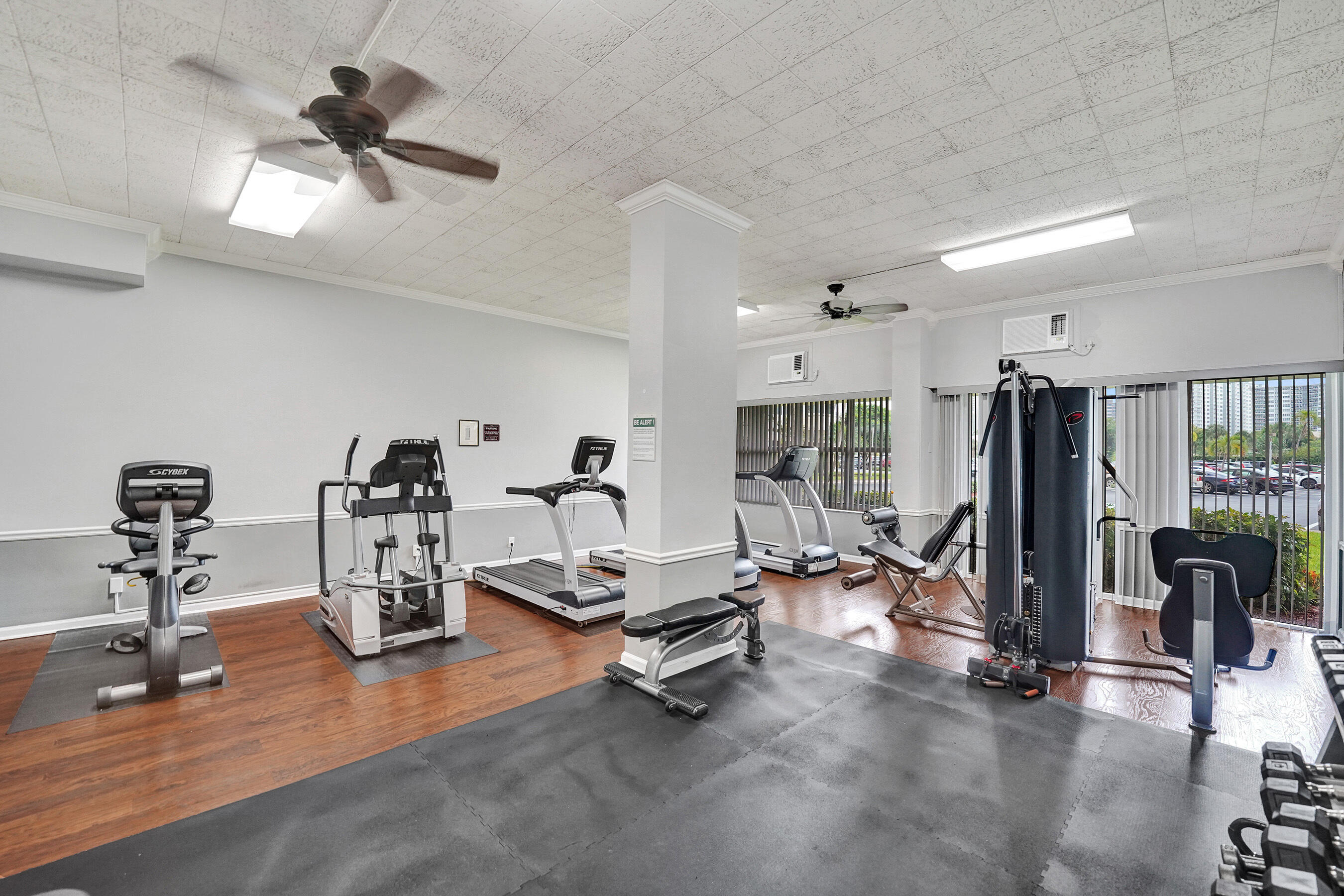 3200 NE 36th Street 220