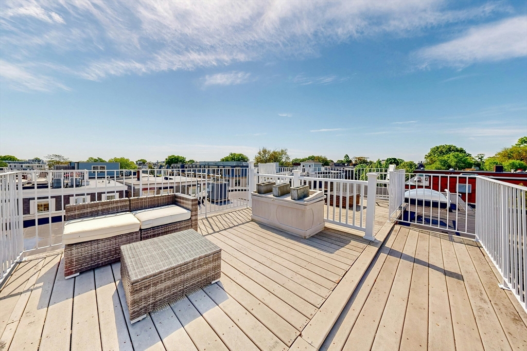 758 E 3rd St # 2