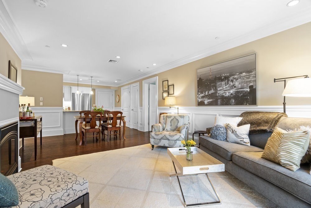 606 East Fourth Street # 203