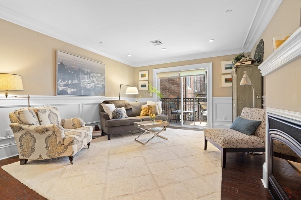 606 East Fourth Street # 203