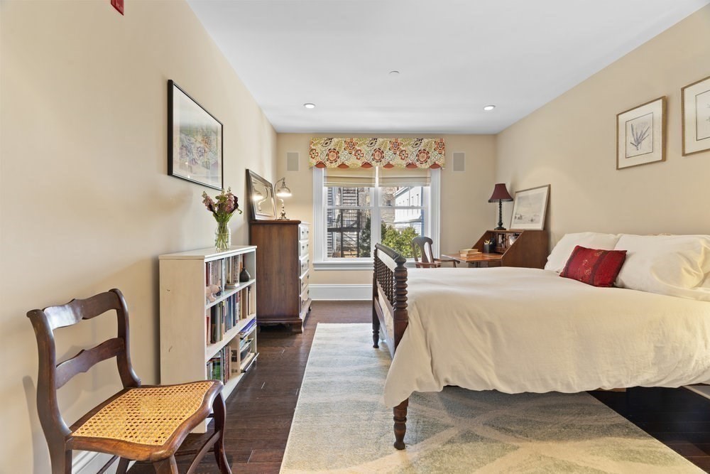 606 East Fourth Street # 203